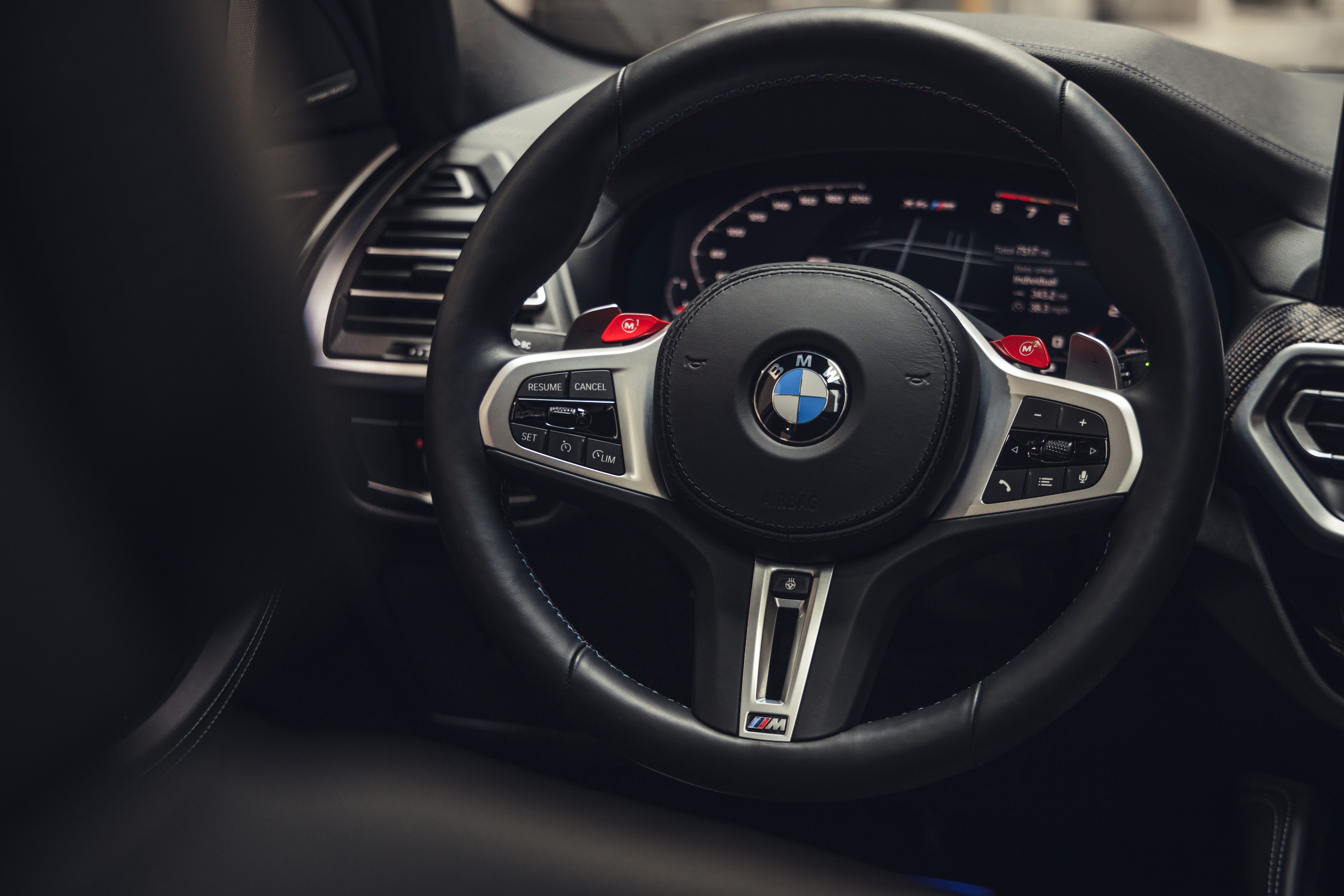X4 M