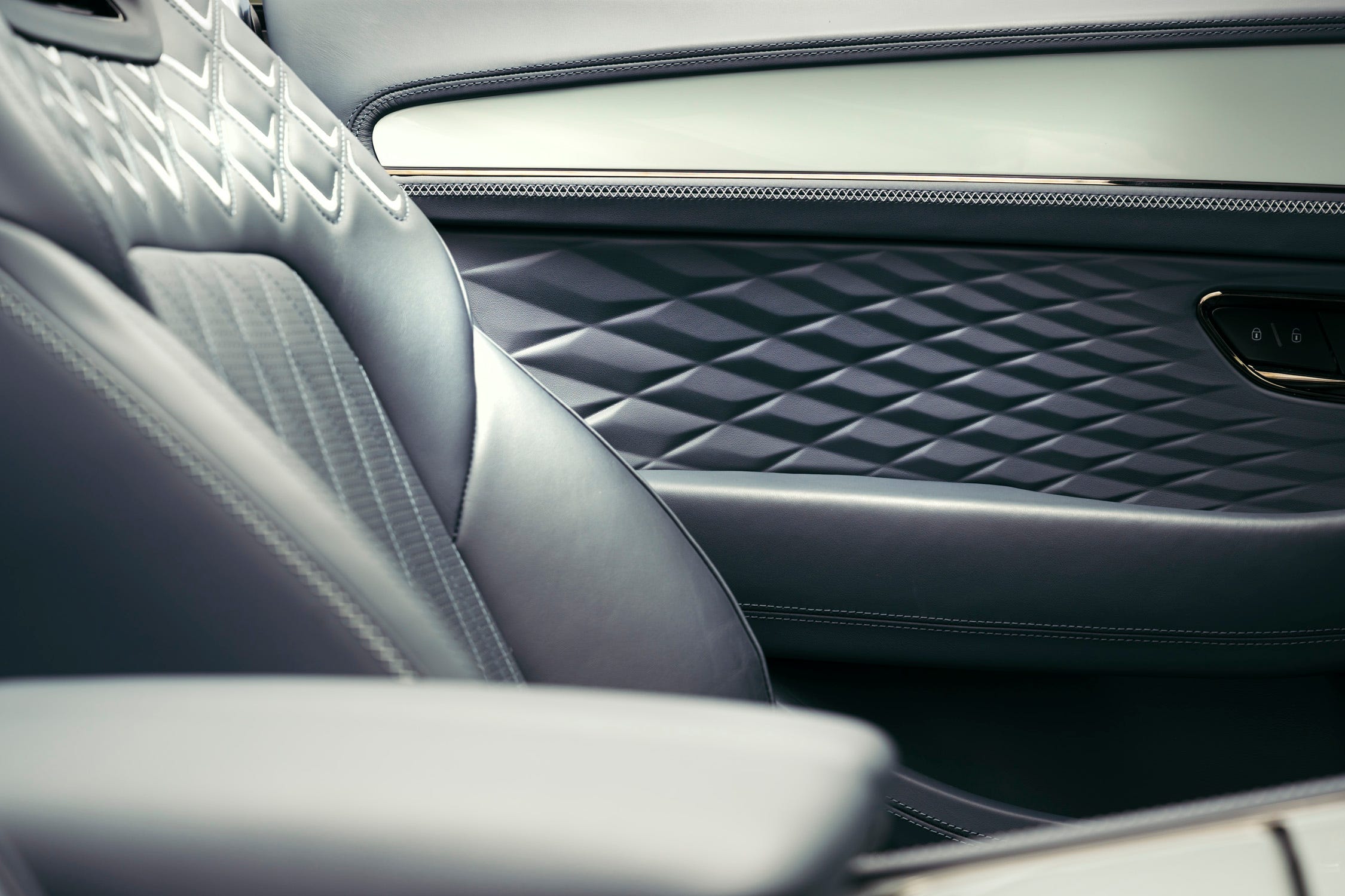 Bentley Continental GT S Slices the Pie Thinner