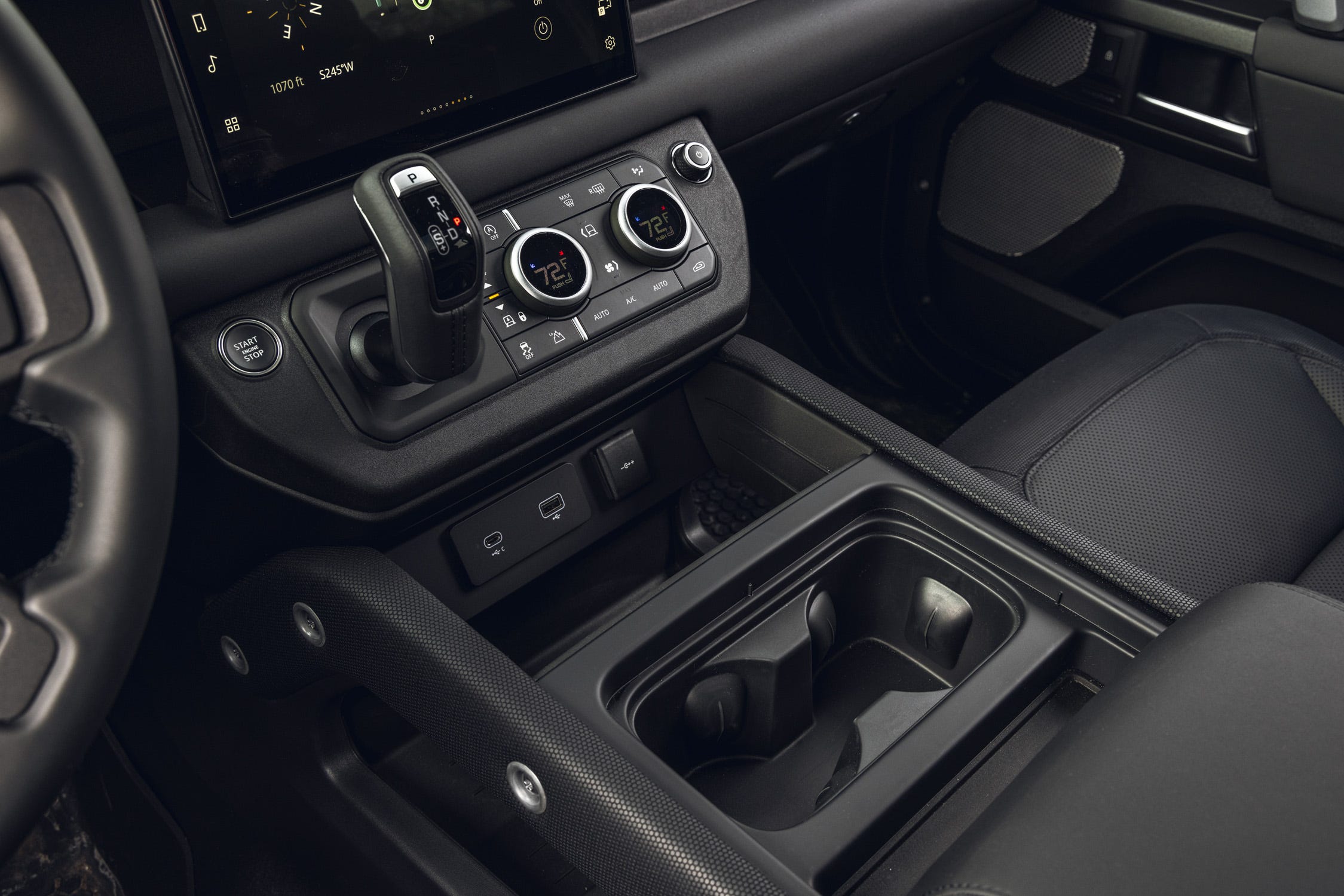2025 Land Rover Defender Octa: Fierce Defender