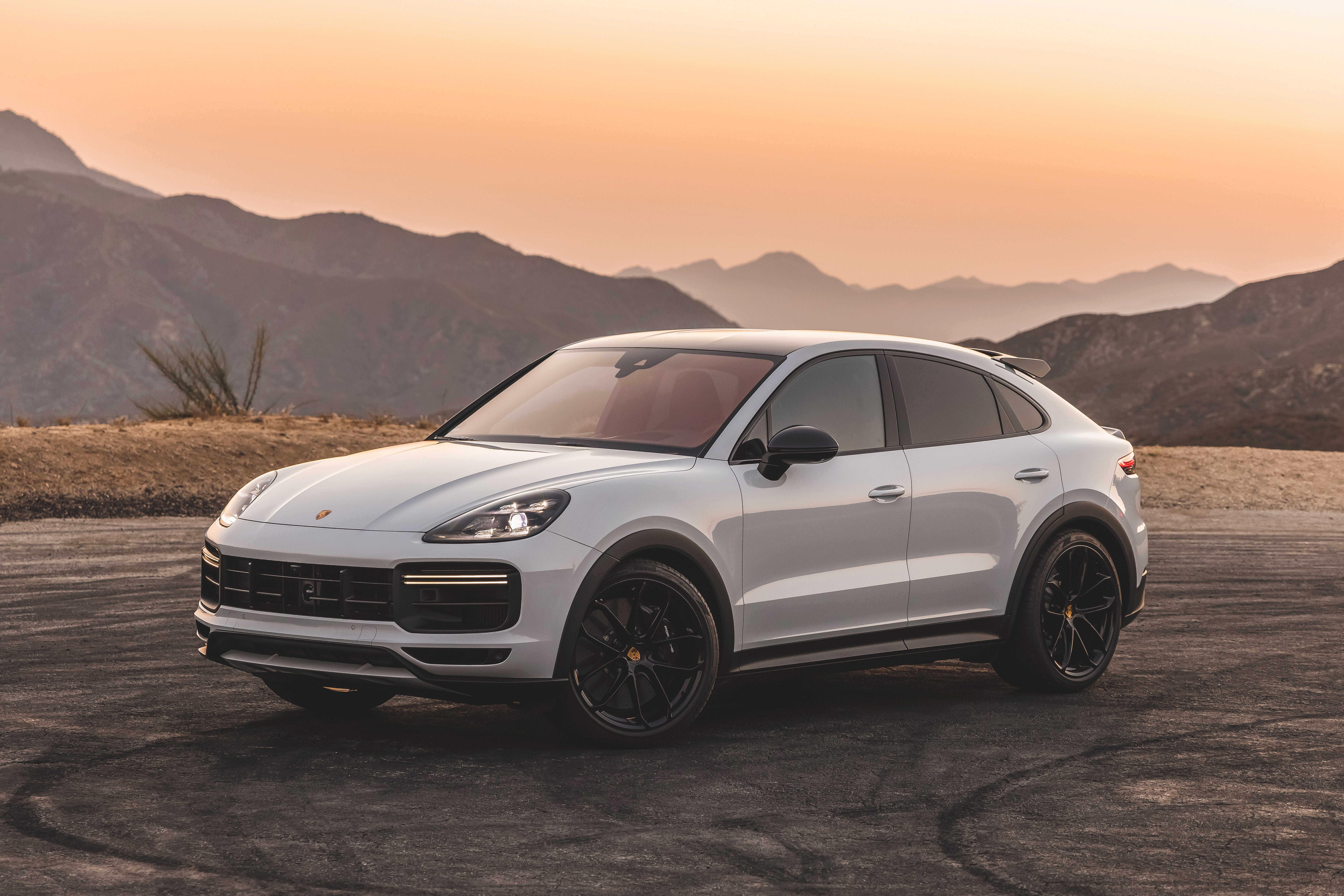 2026 Porsche Cayenne EV: Kinetic Tour de Force