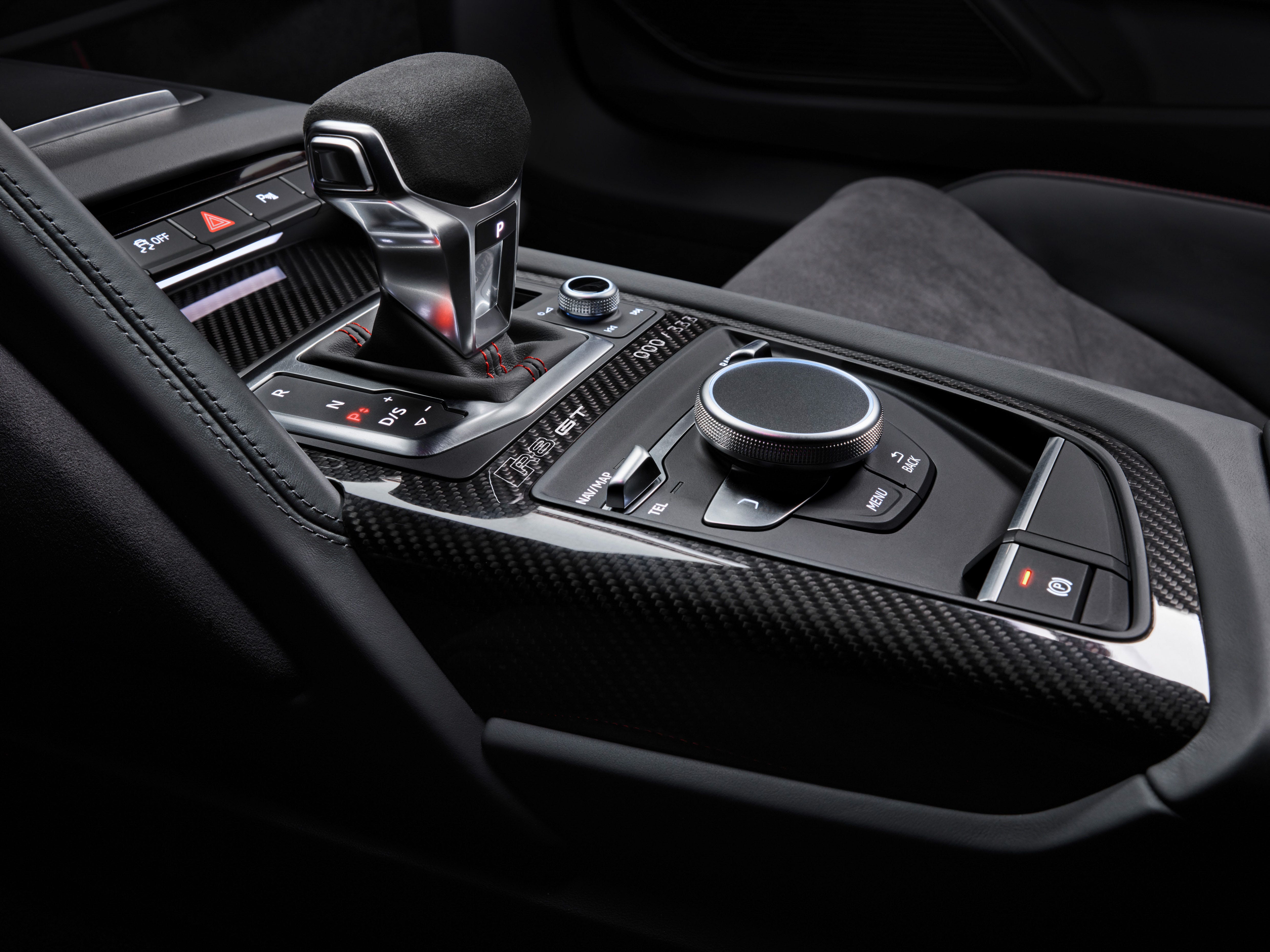 R8