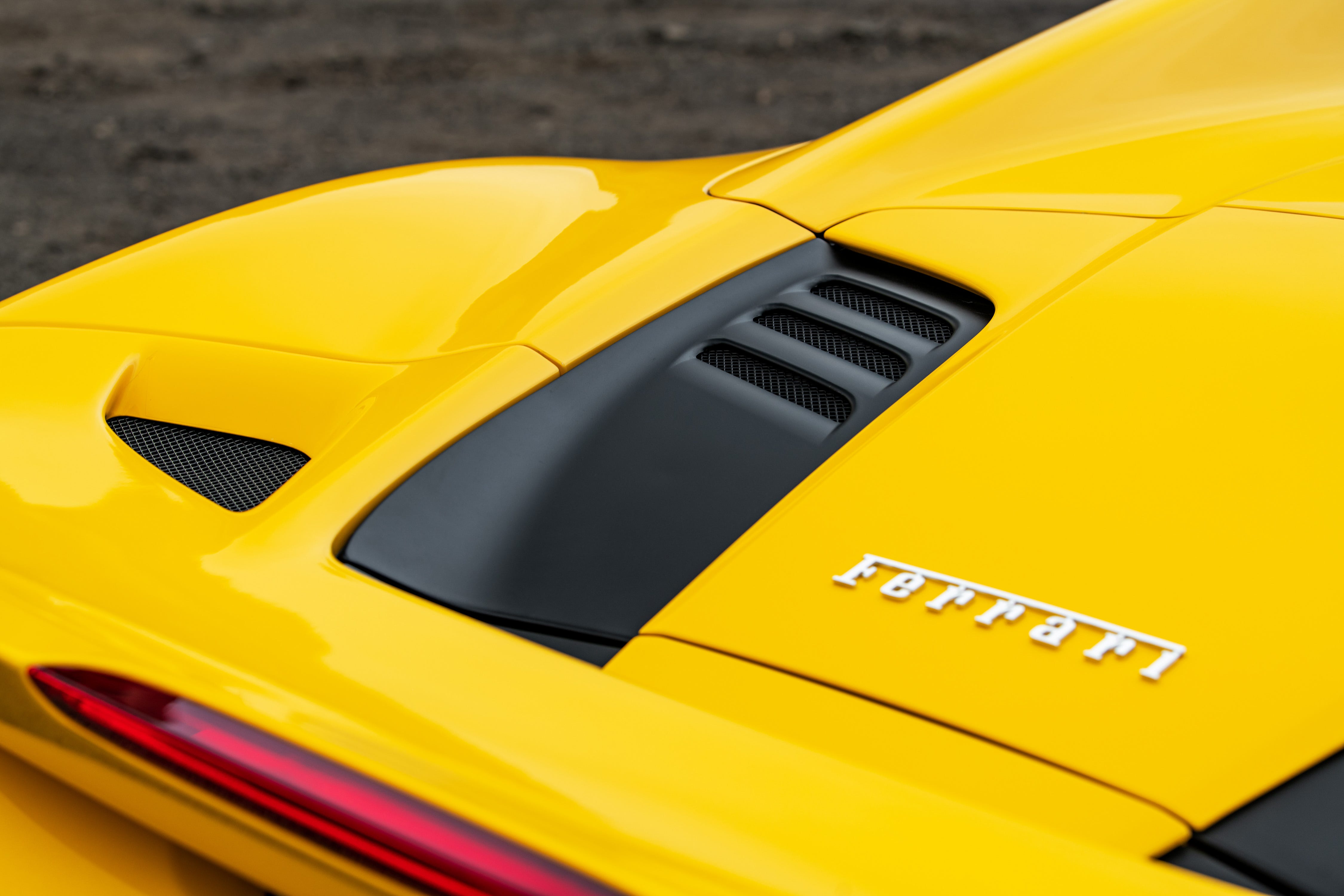 F8 Tributo / Spider