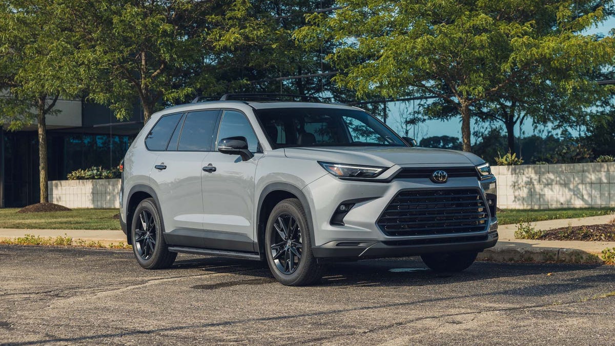Grand Highlander Hybrid photo