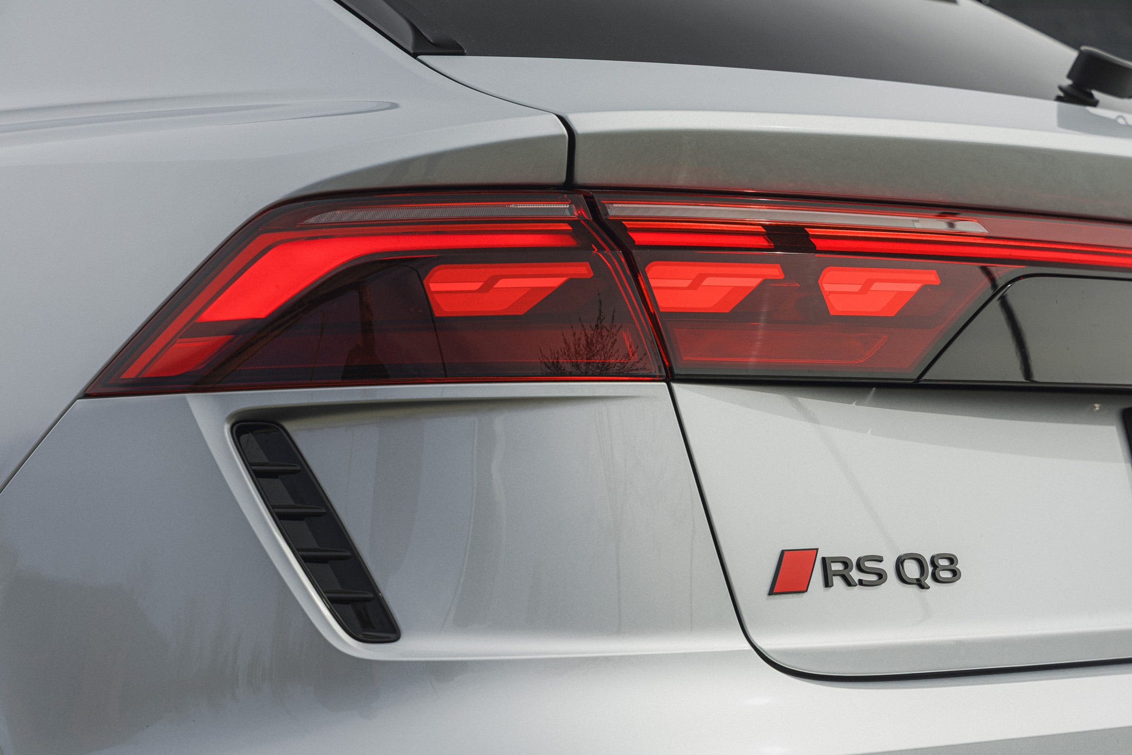 RS Q8