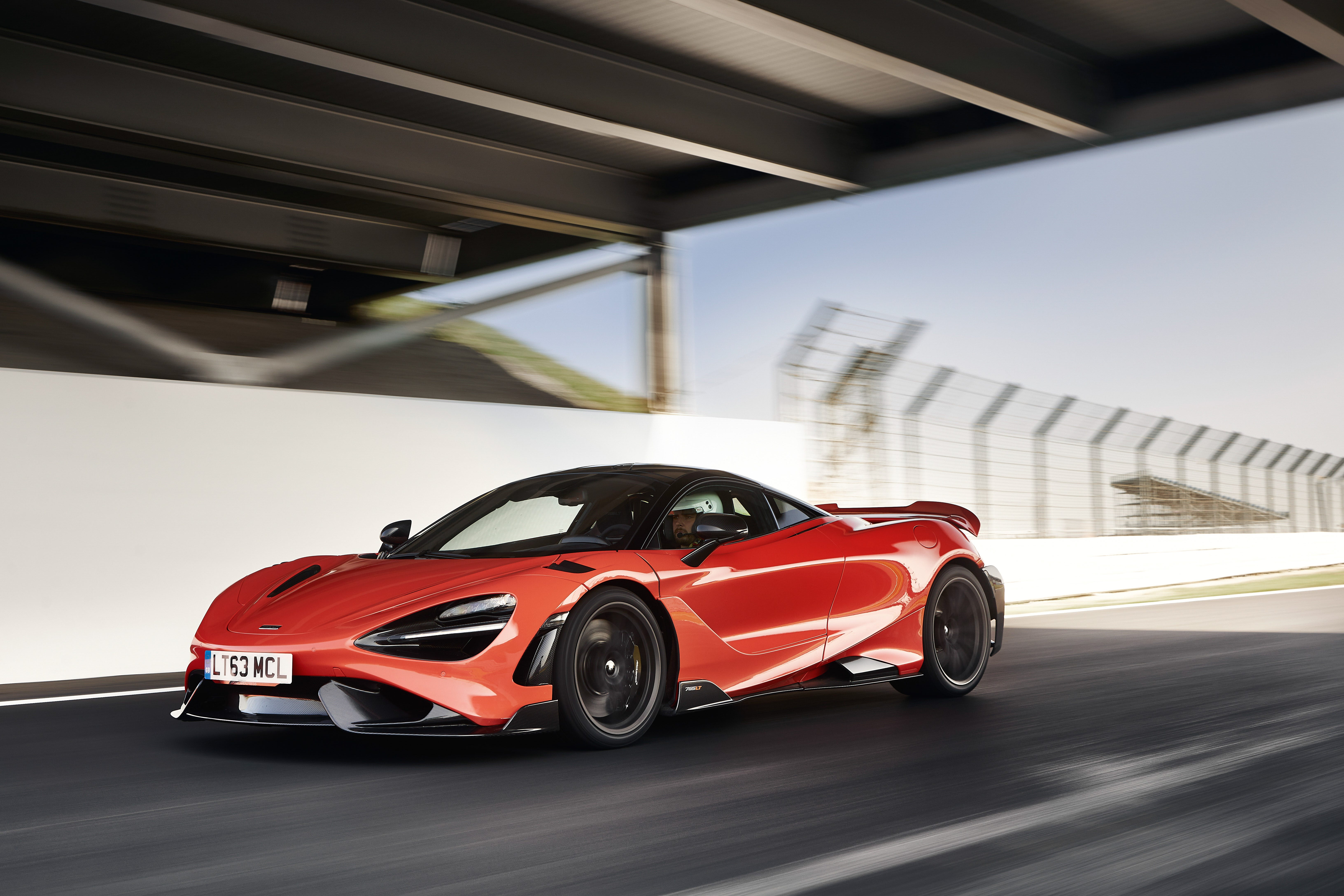 765LT
