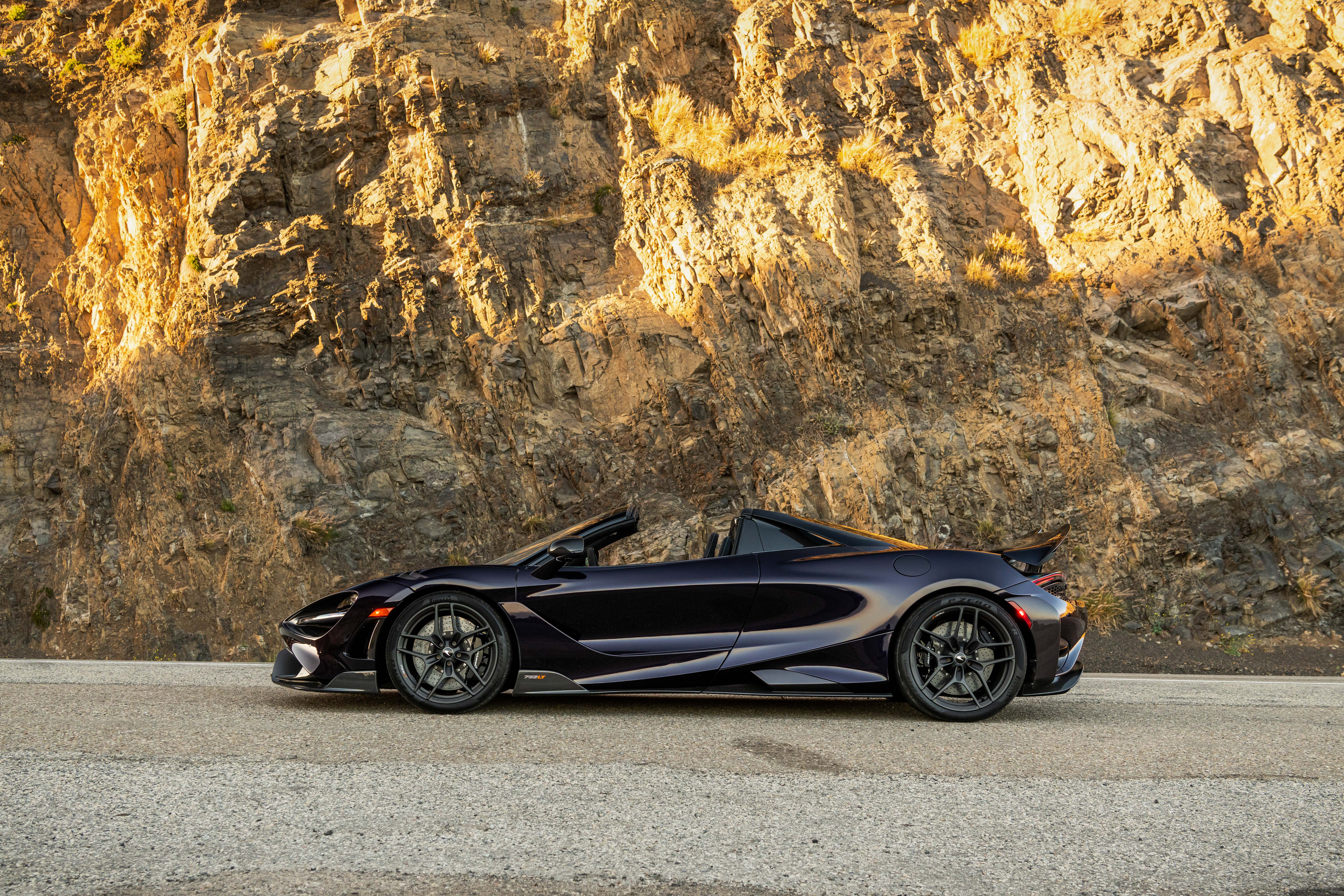 765LT