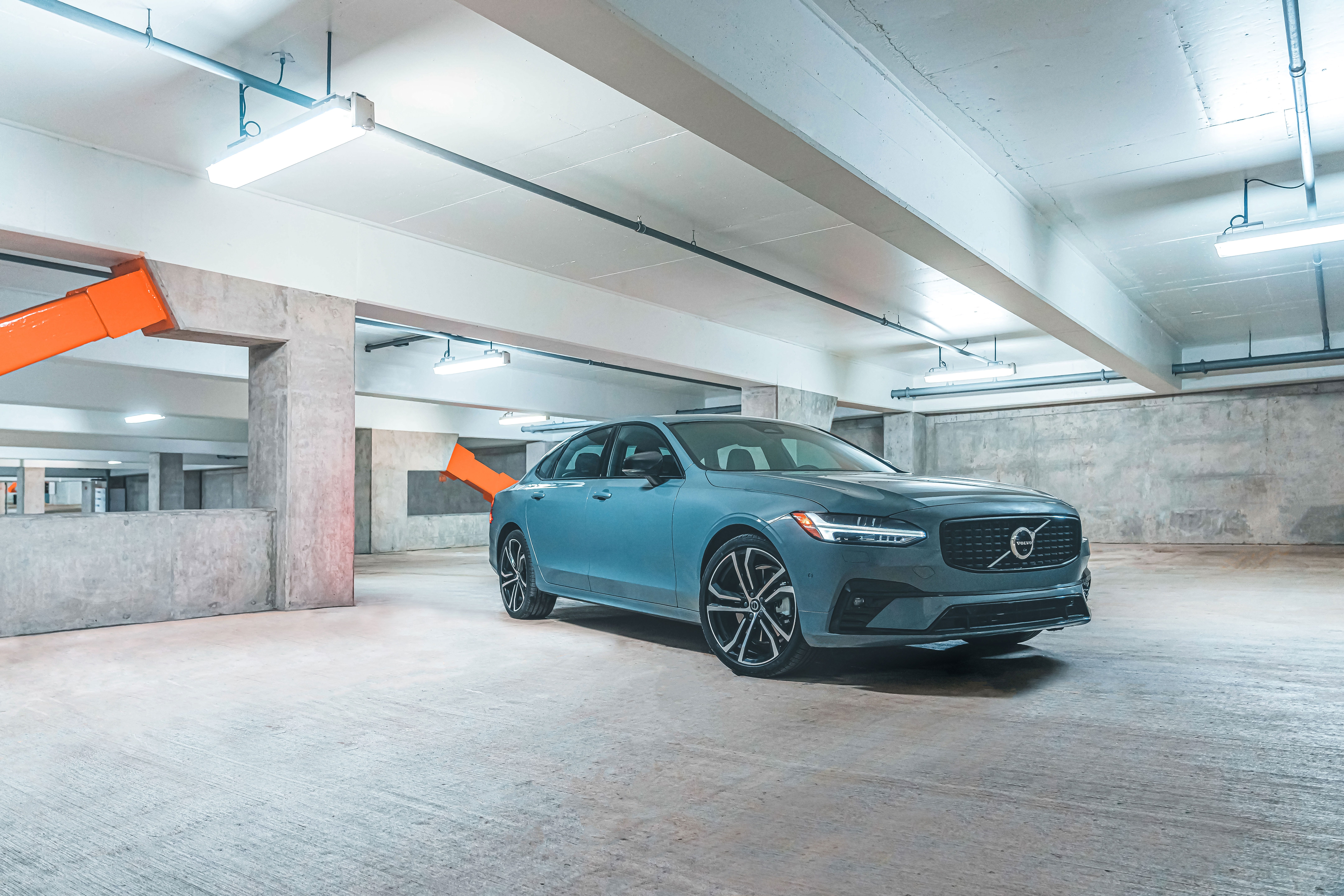 S90
