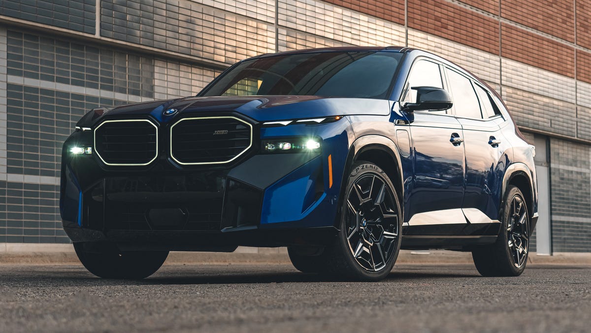 BMW XM