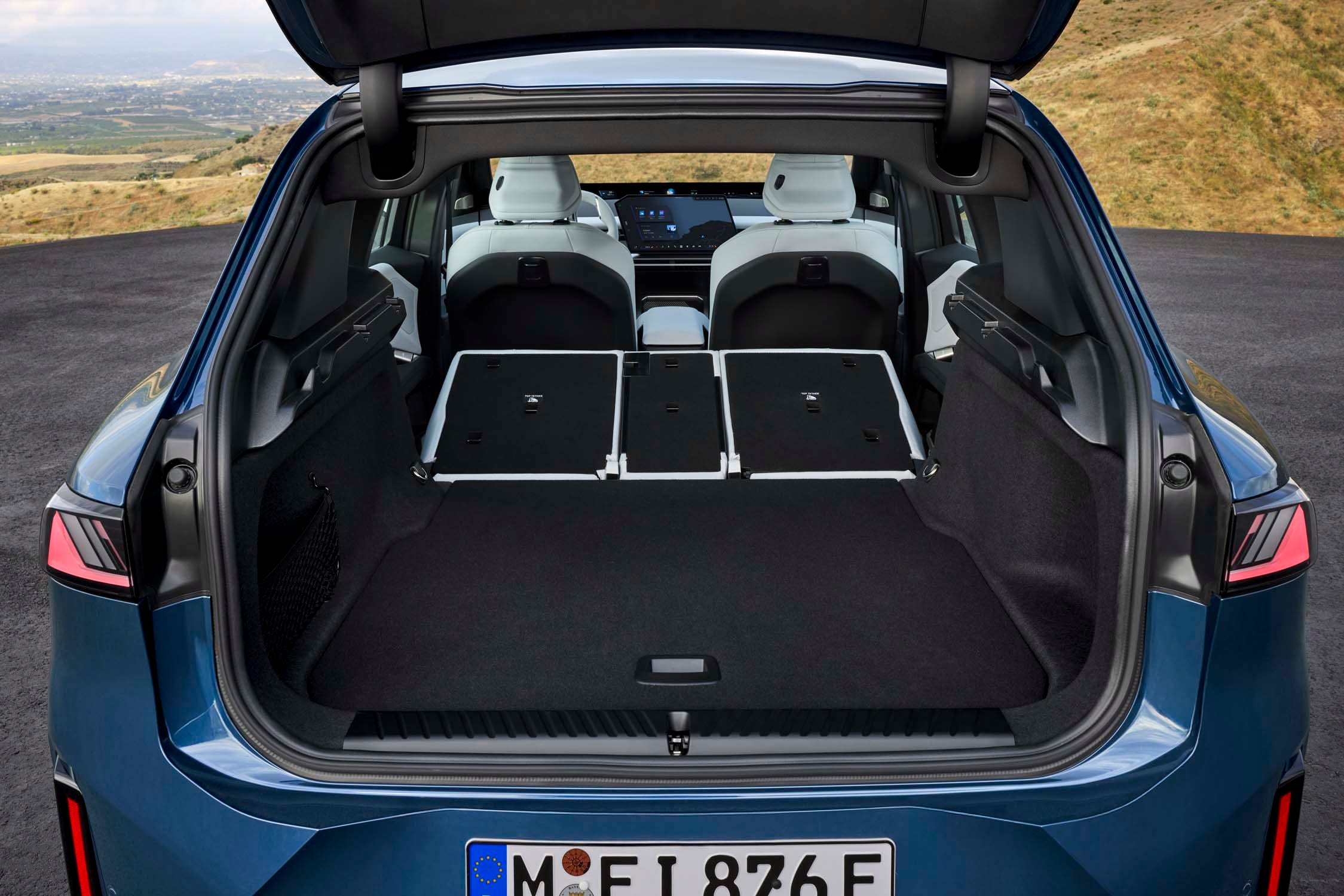 2027 BMW iX3 Drive: Neue Klasse Is in Session