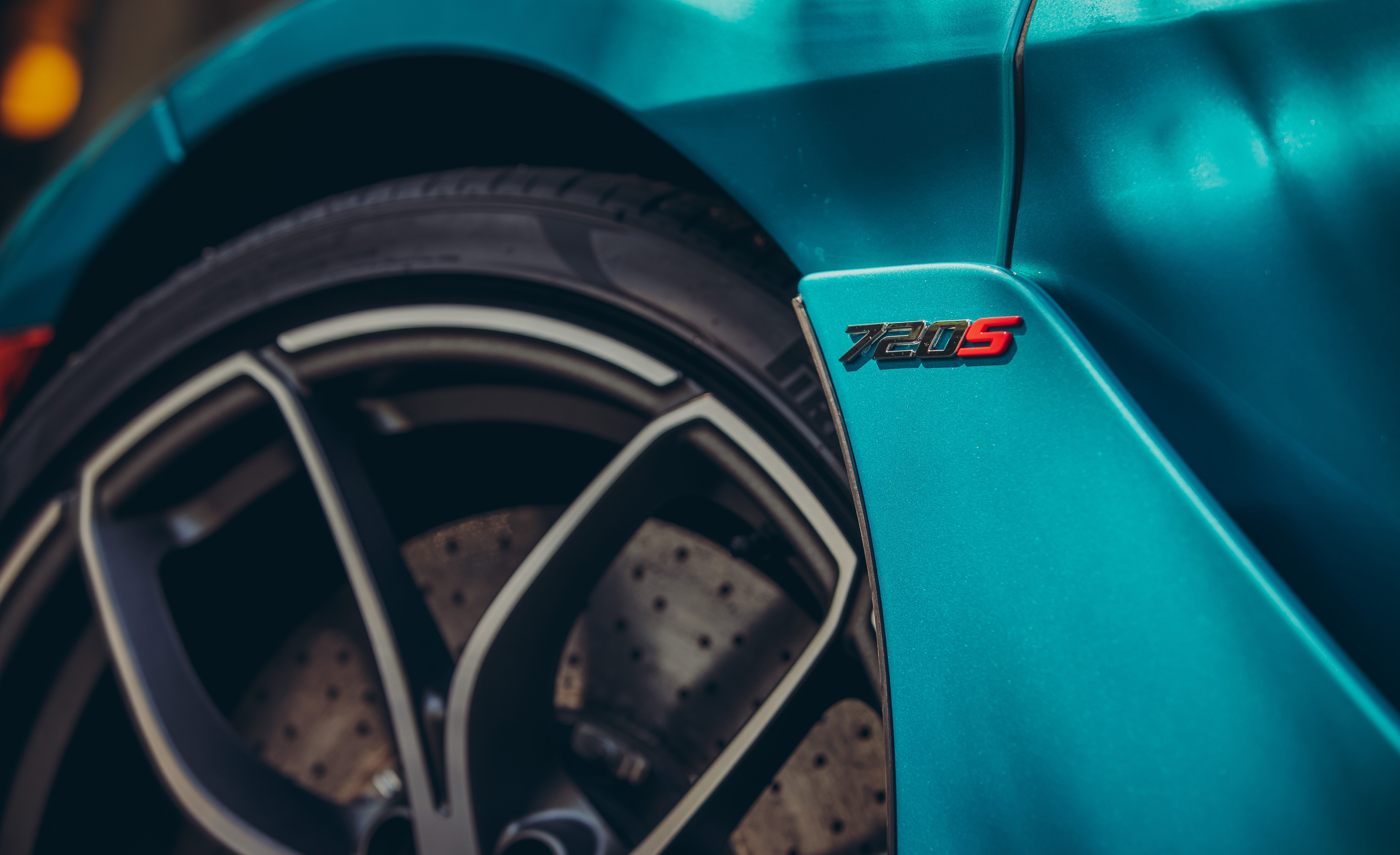 720S