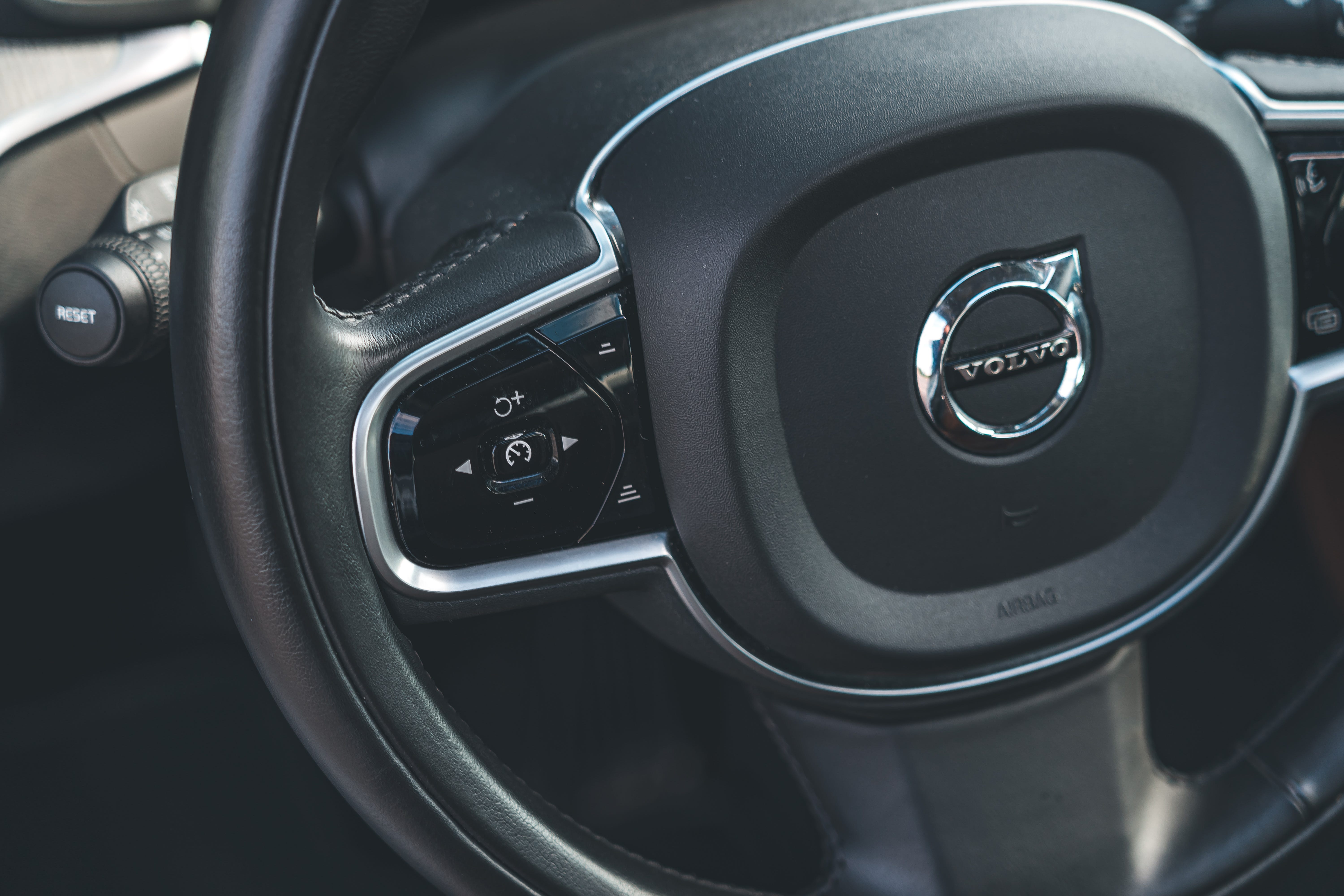 S60