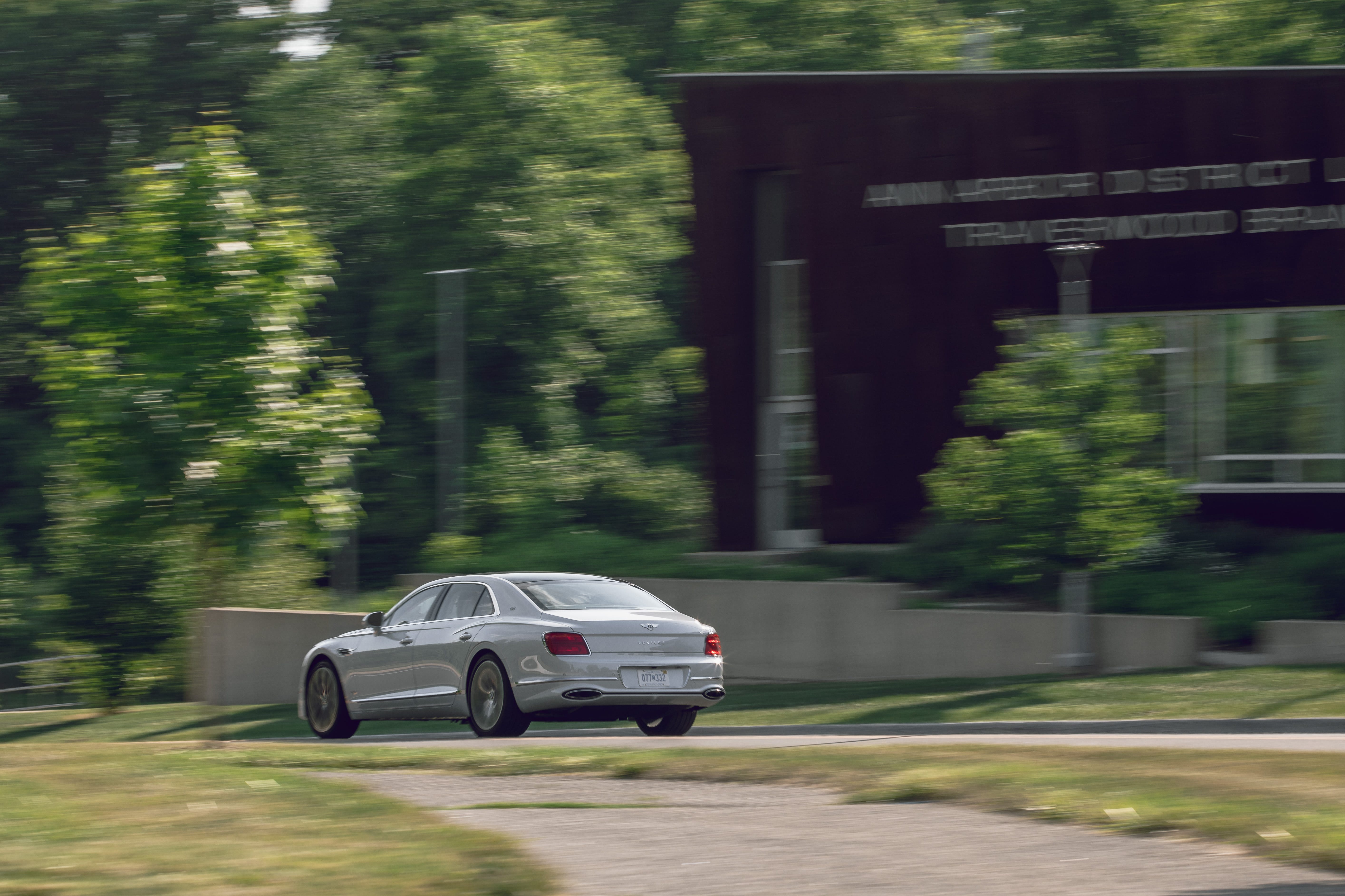 Bentley Flying Spur Speed: 771 Horses on Rodeo Drive