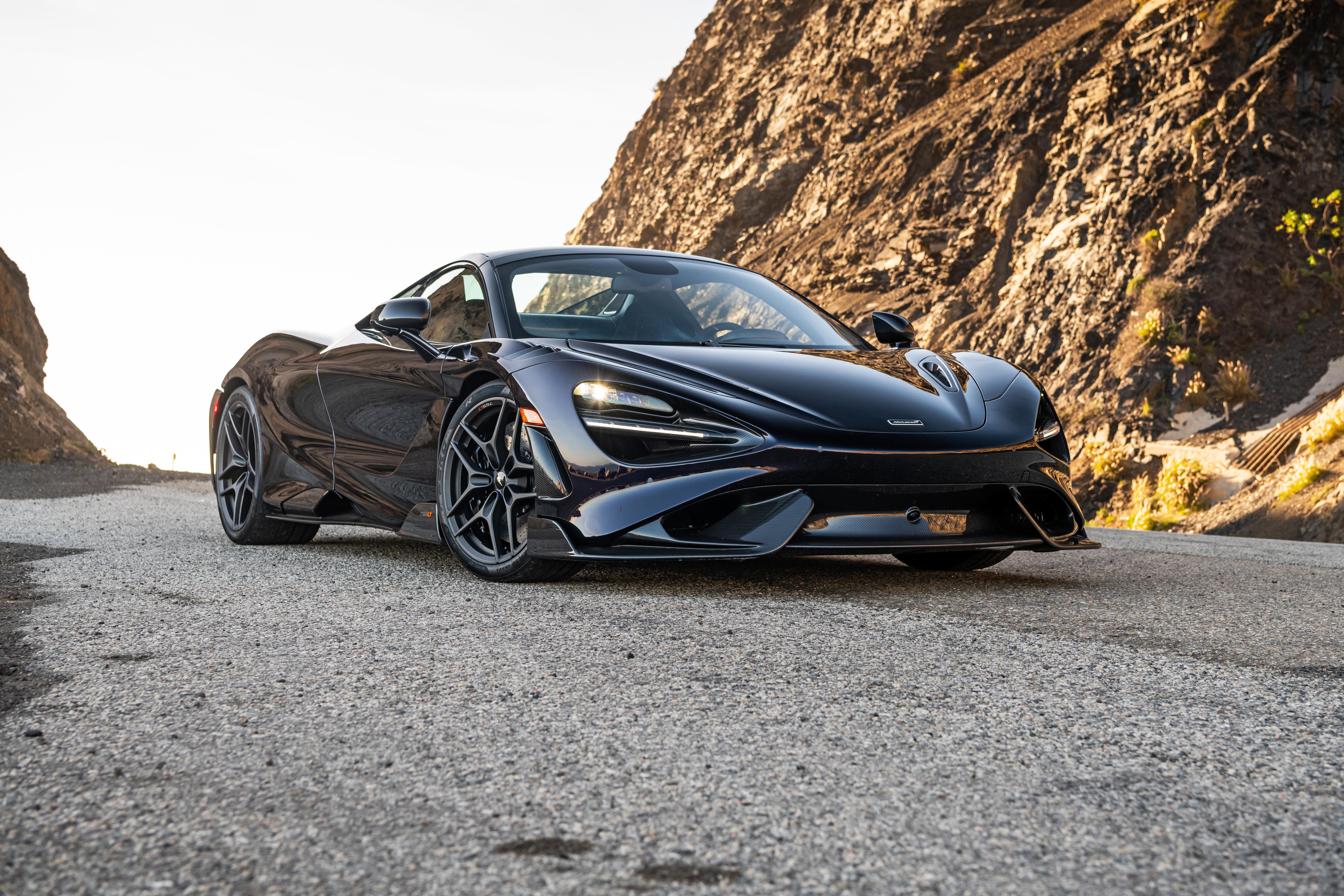 765LT