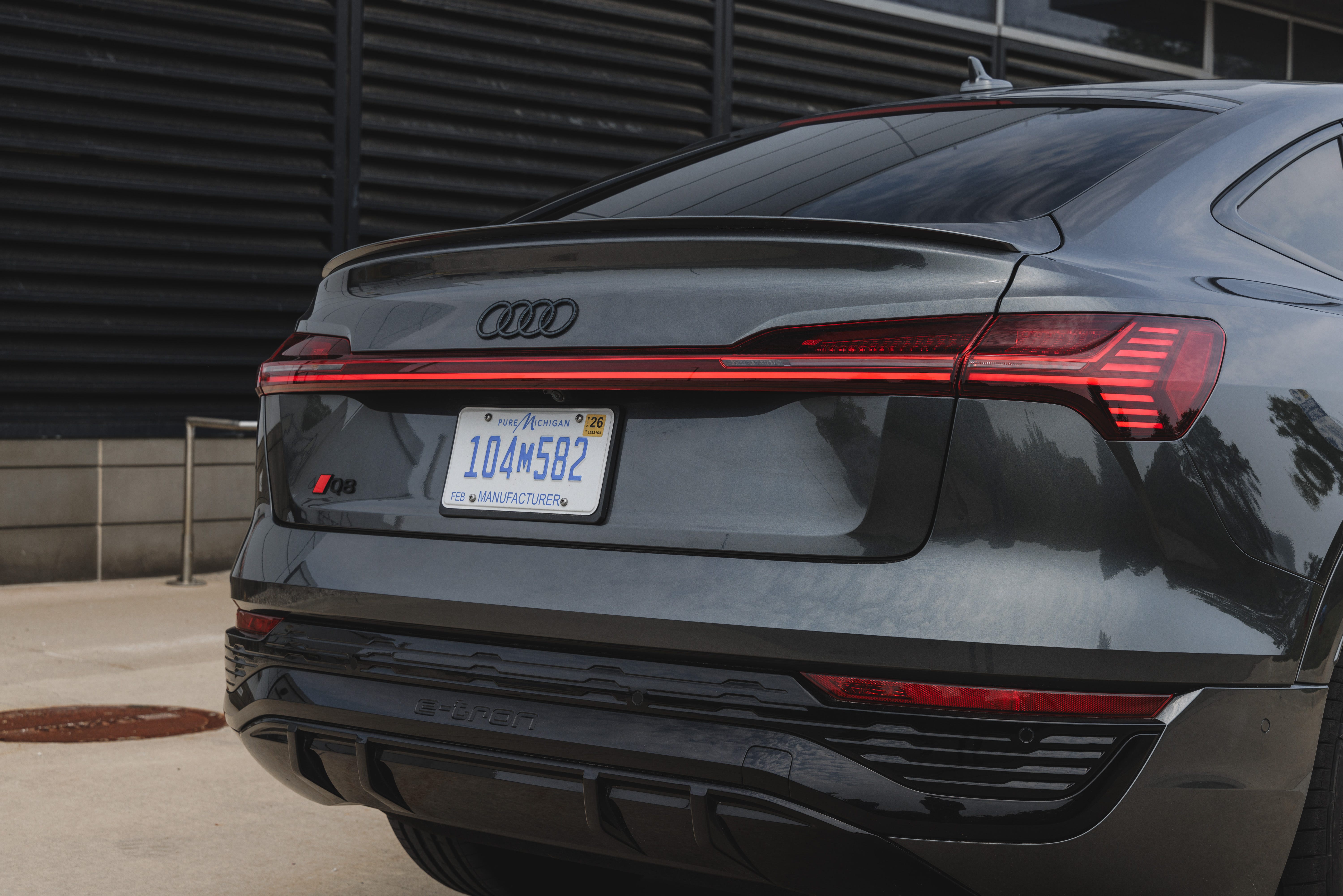 Q8 e-tron