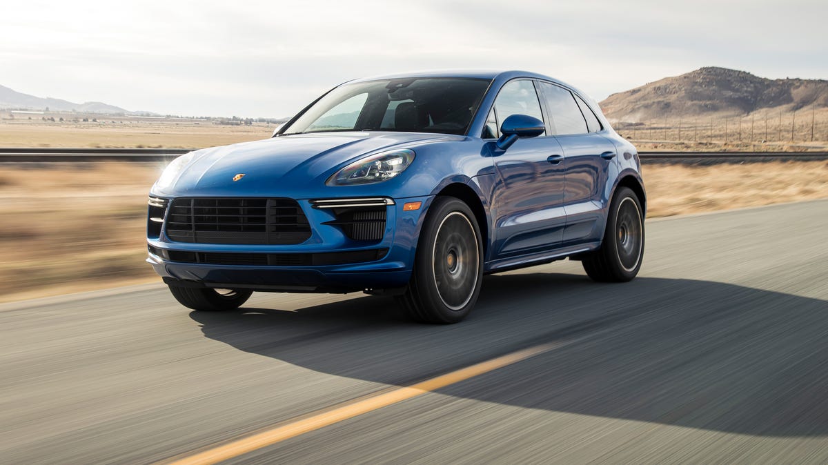 Macan Turbo photo