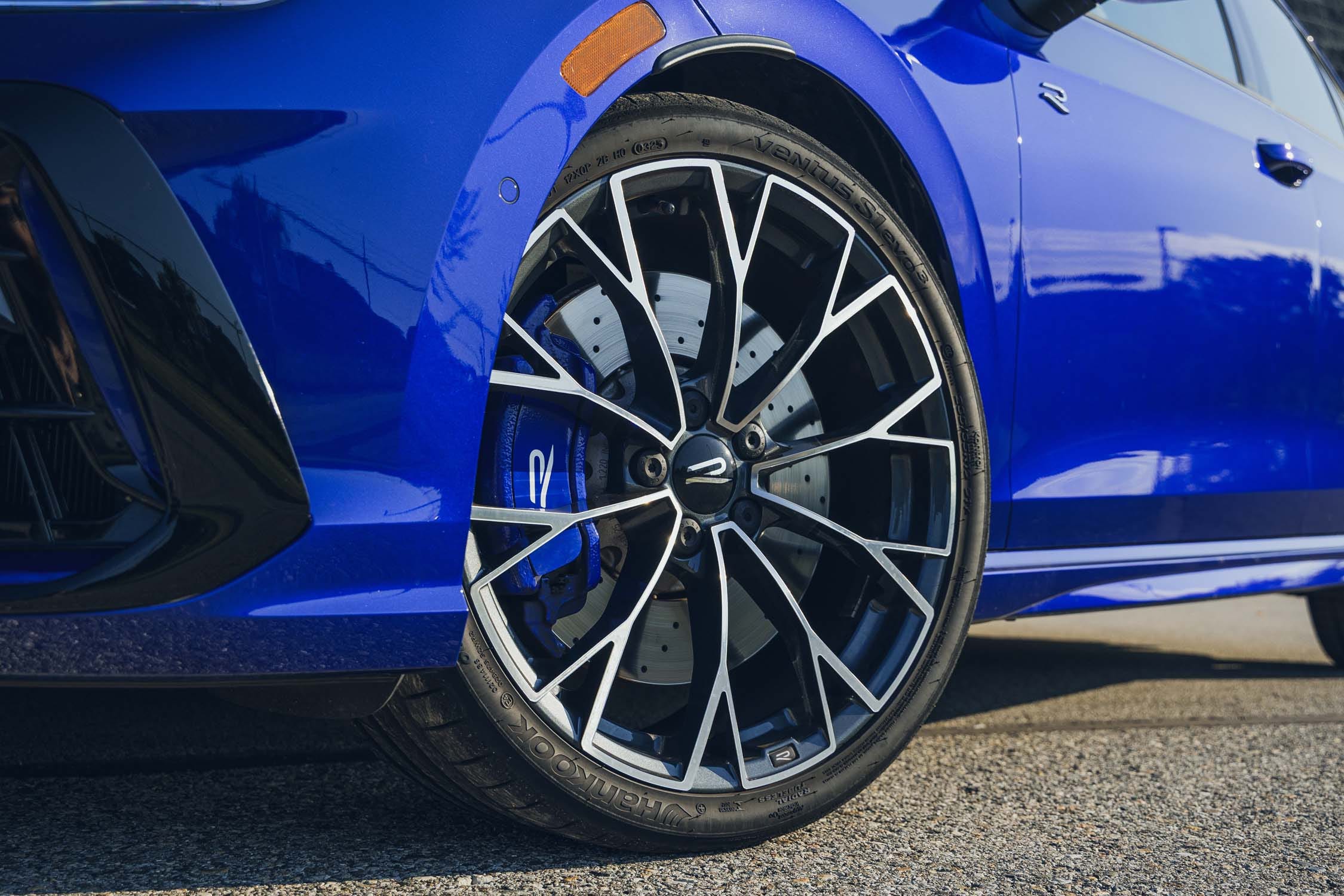 Golf R