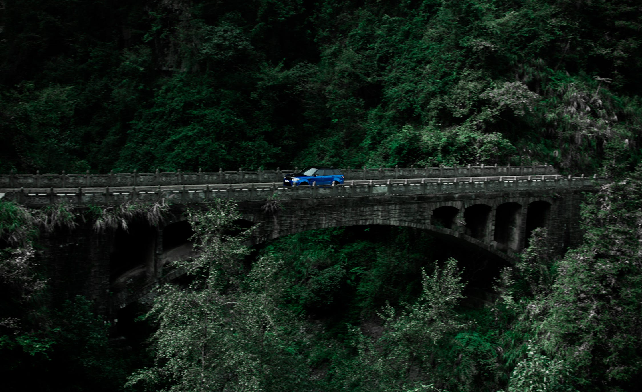 Range Rover Sport SV