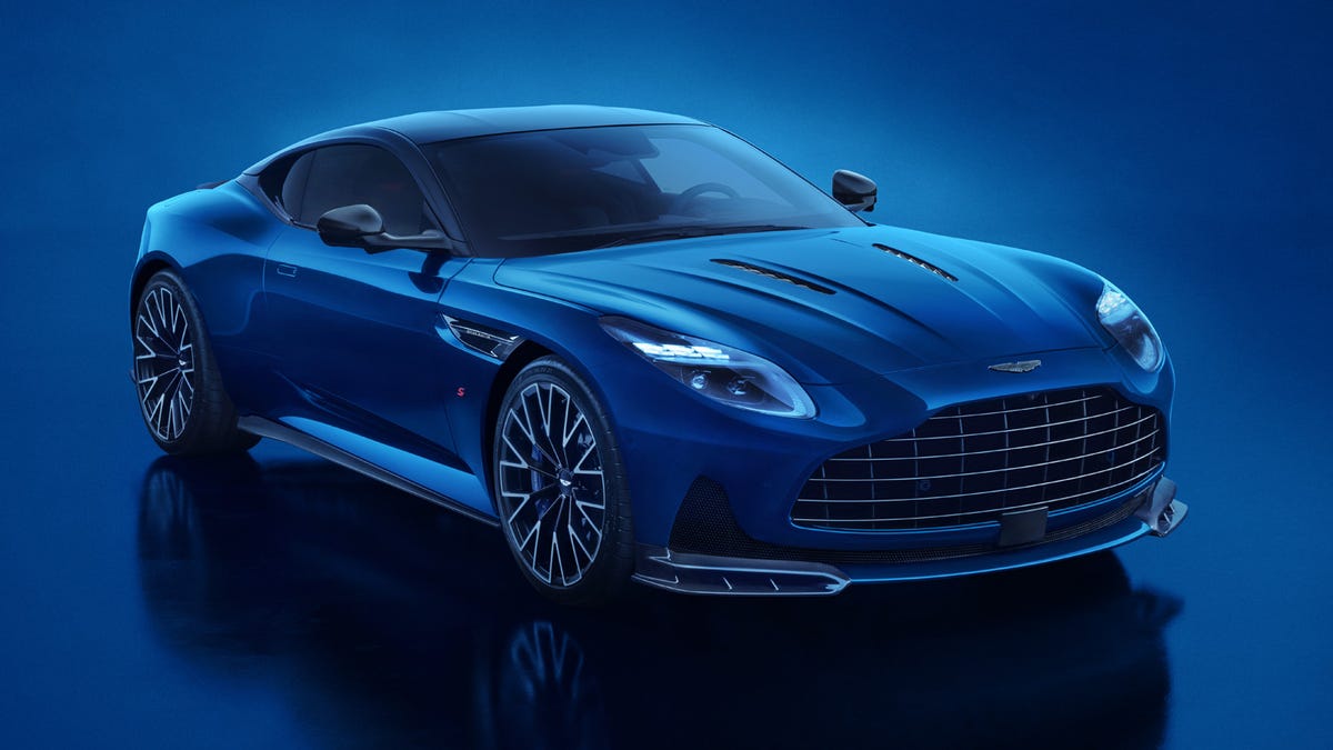 DB12 photo
