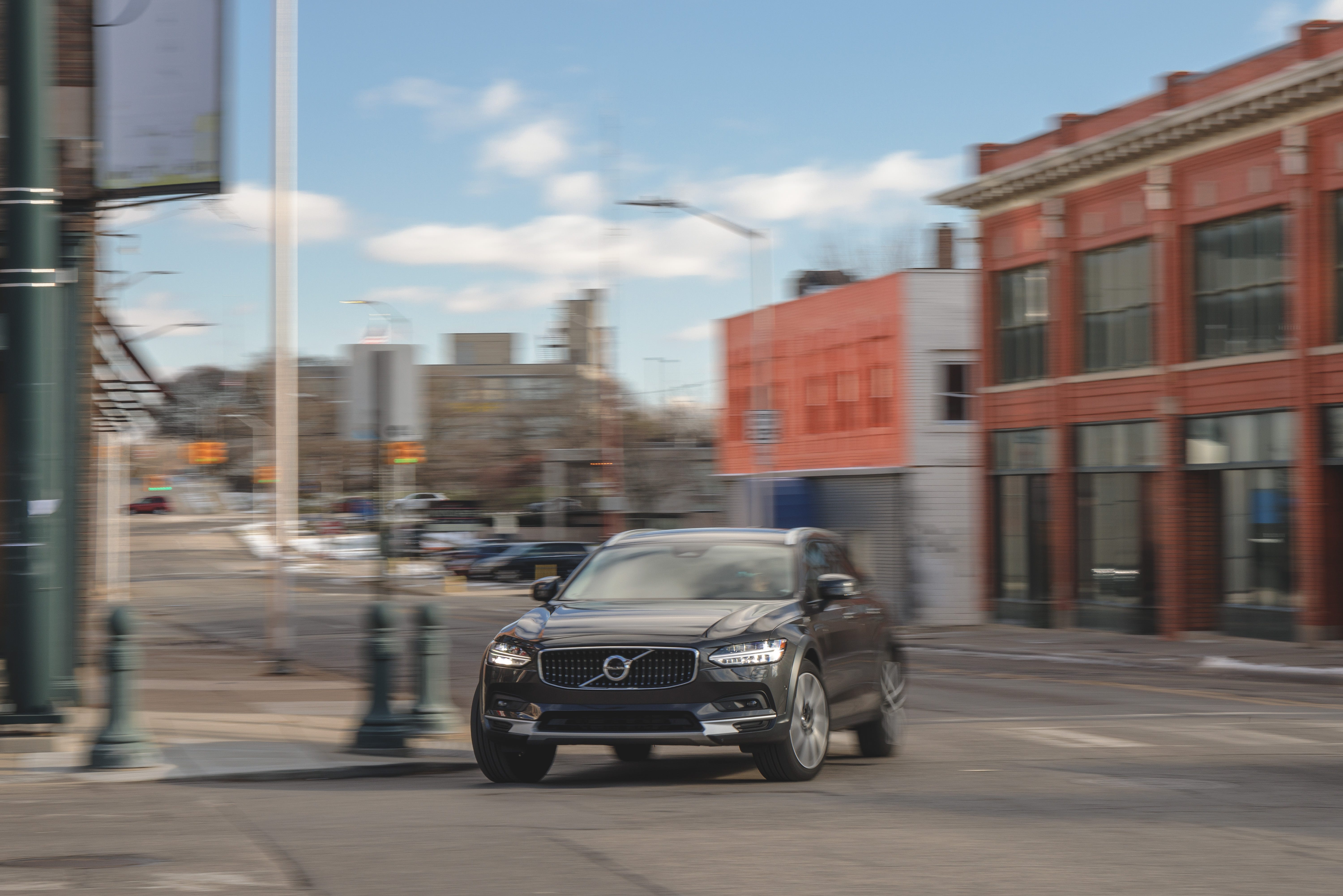 V90 Cross Country