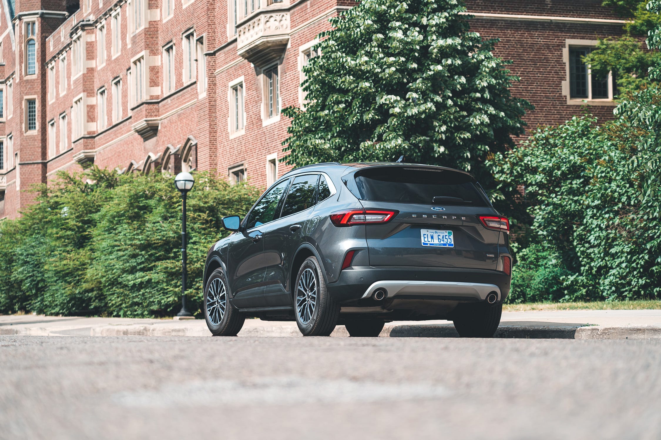 Escape Hybrid