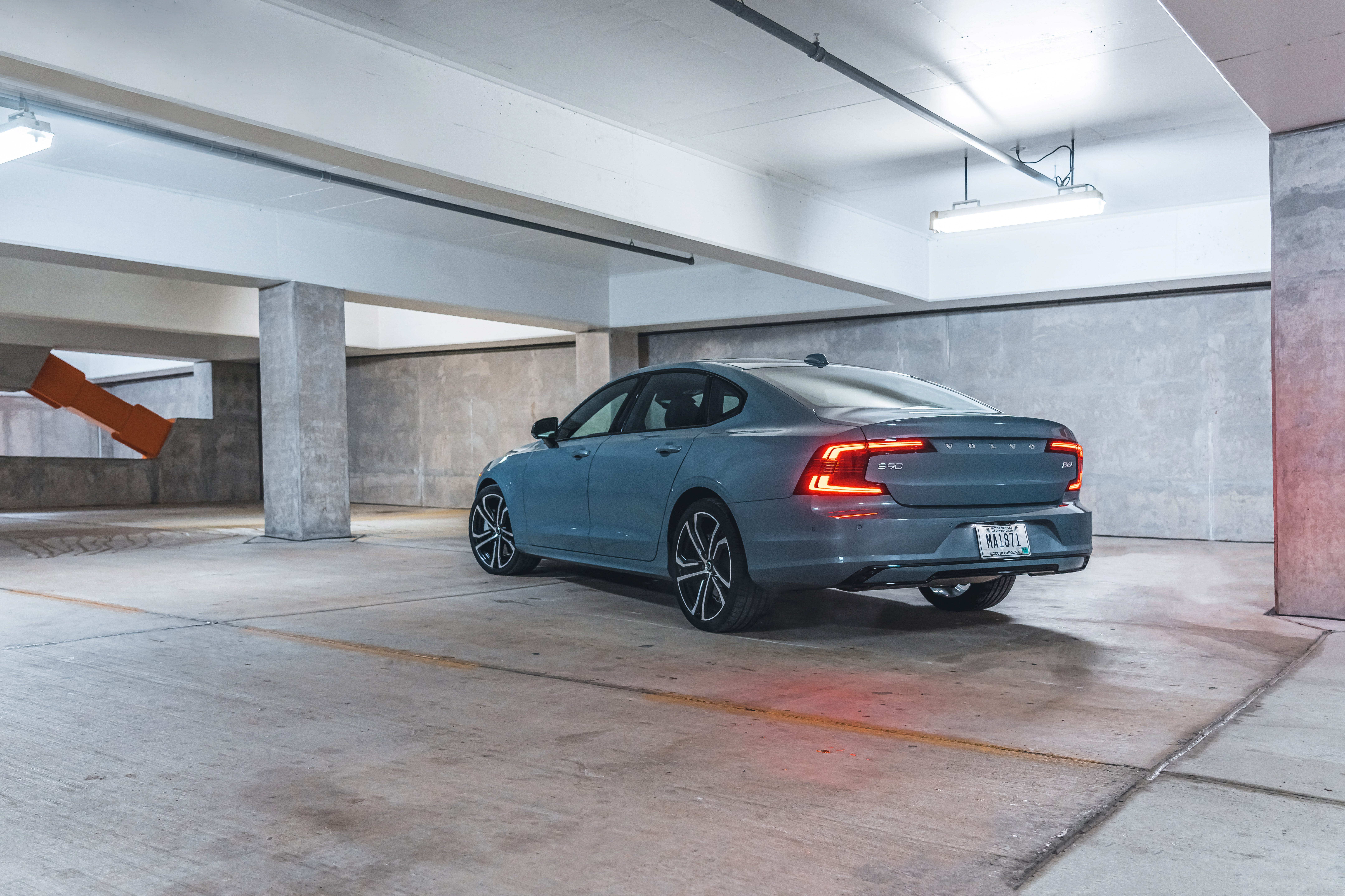 S90