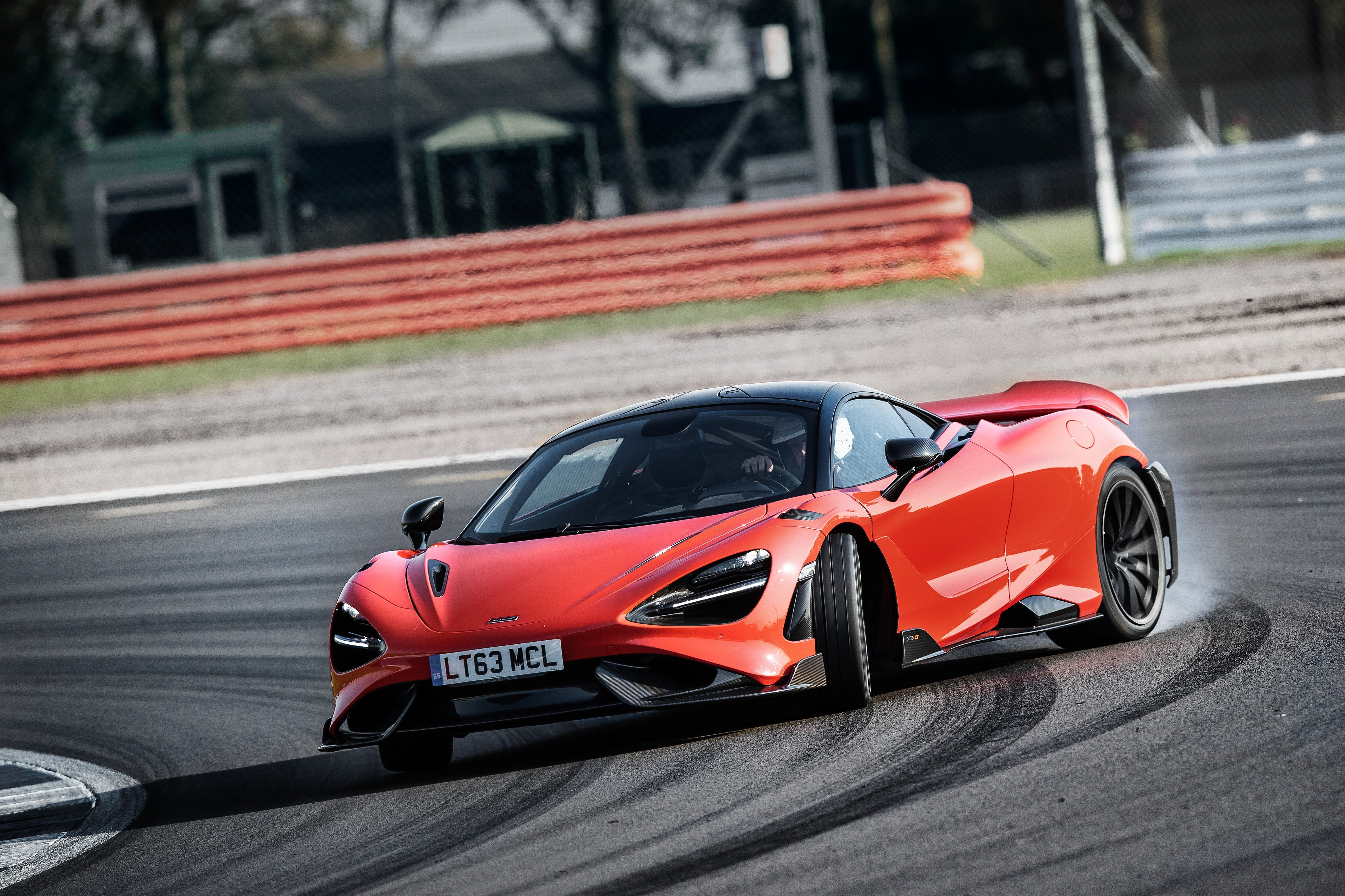 765LT