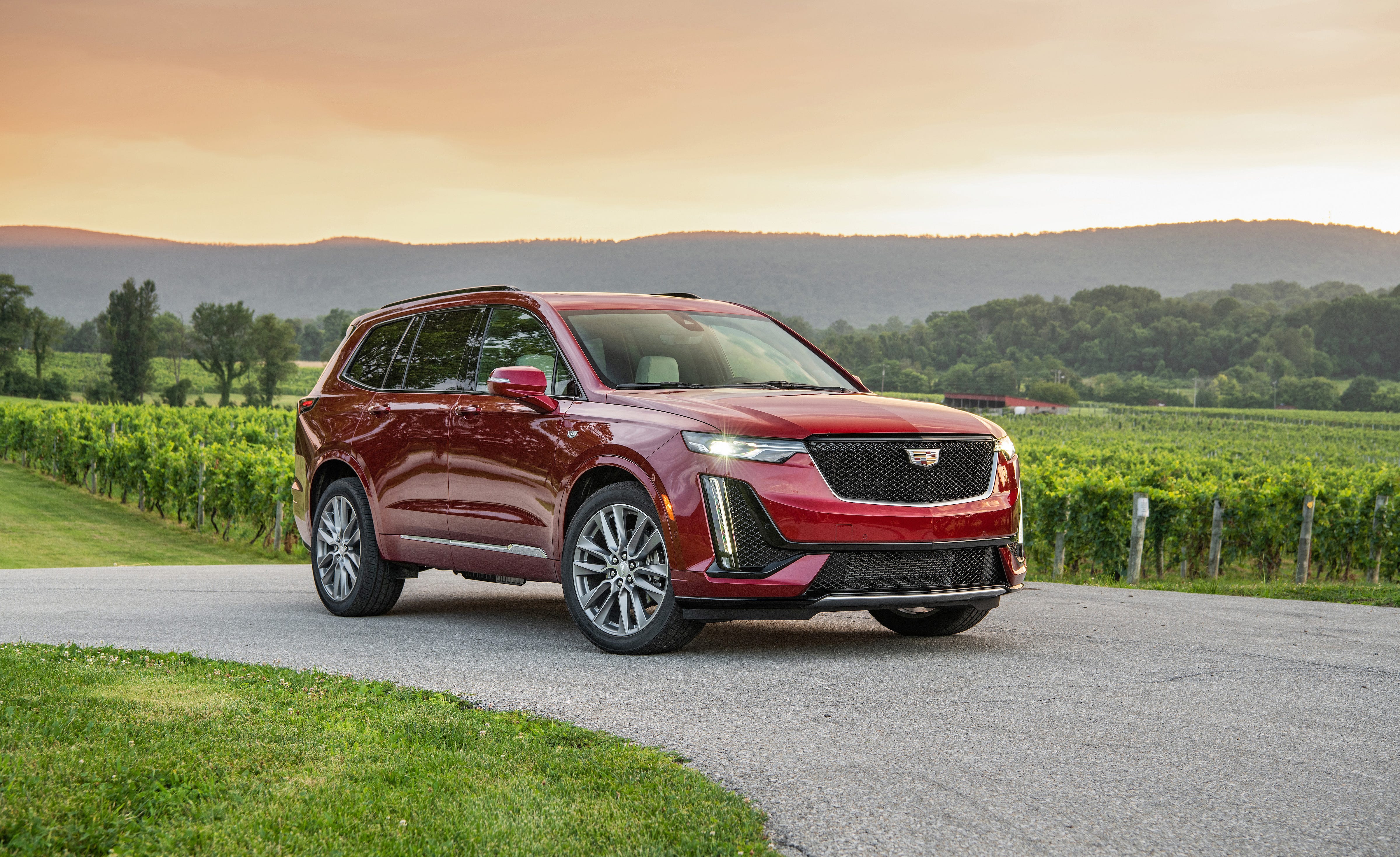 XT6