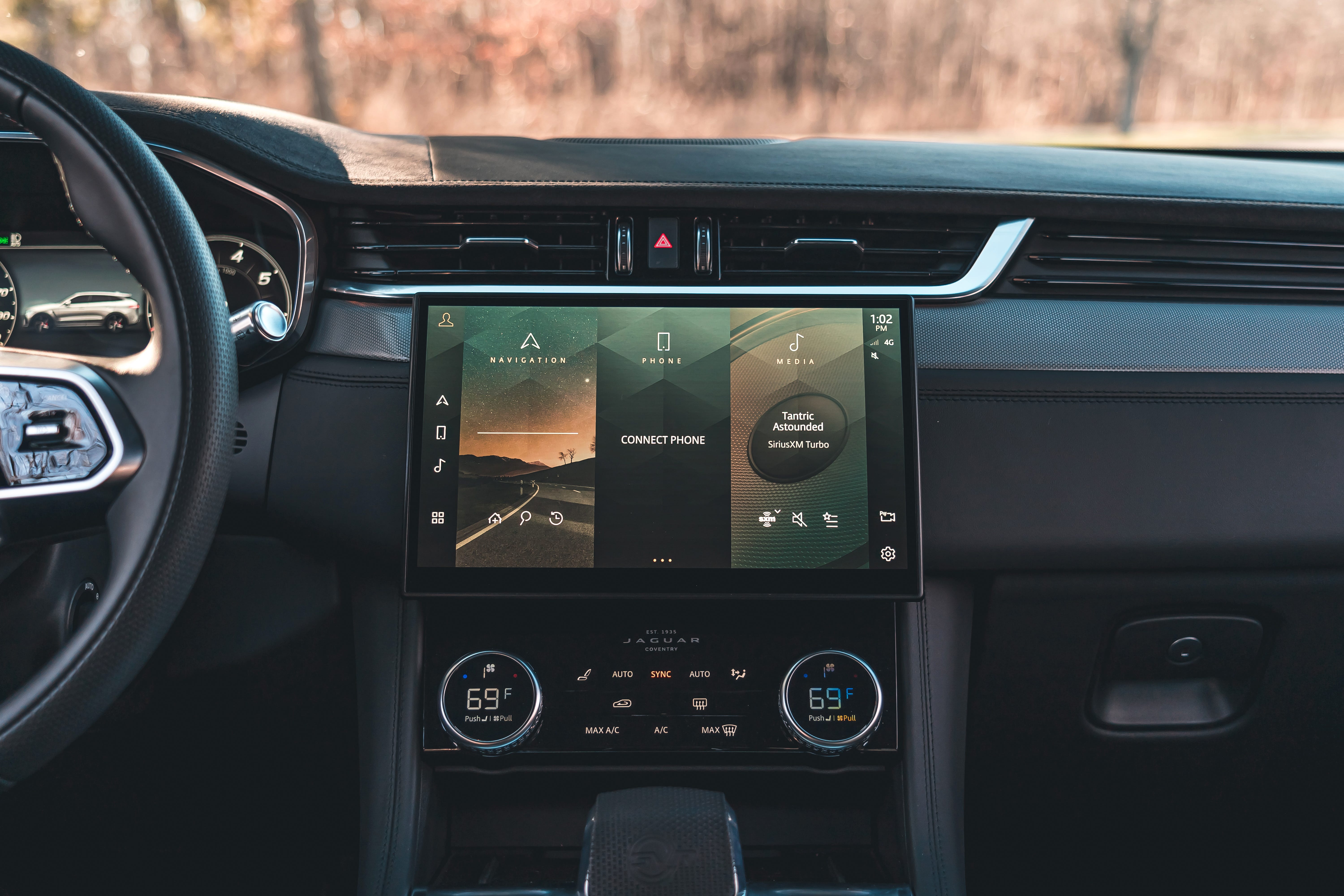 F-Pace SVR