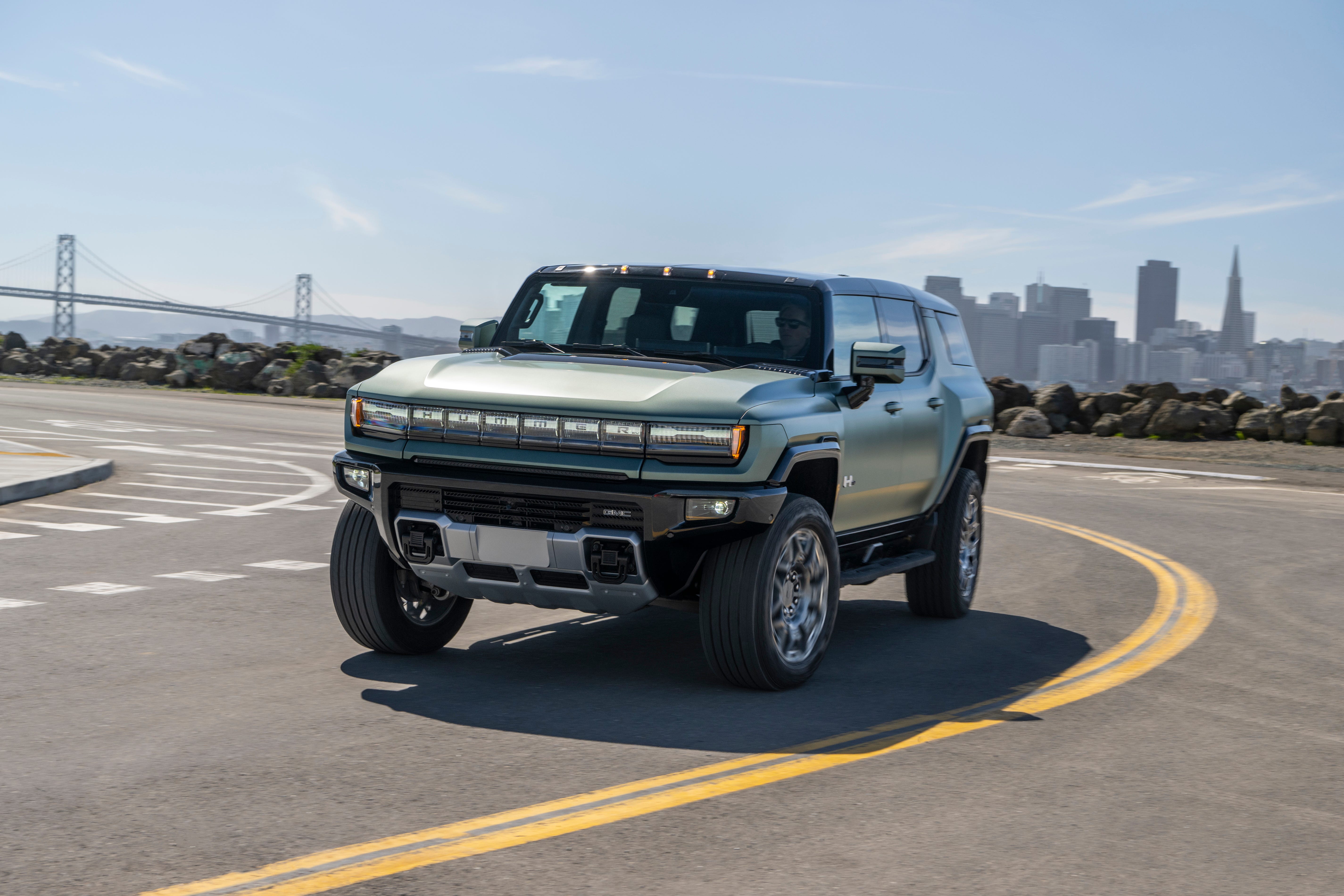 Hummer EV SUV