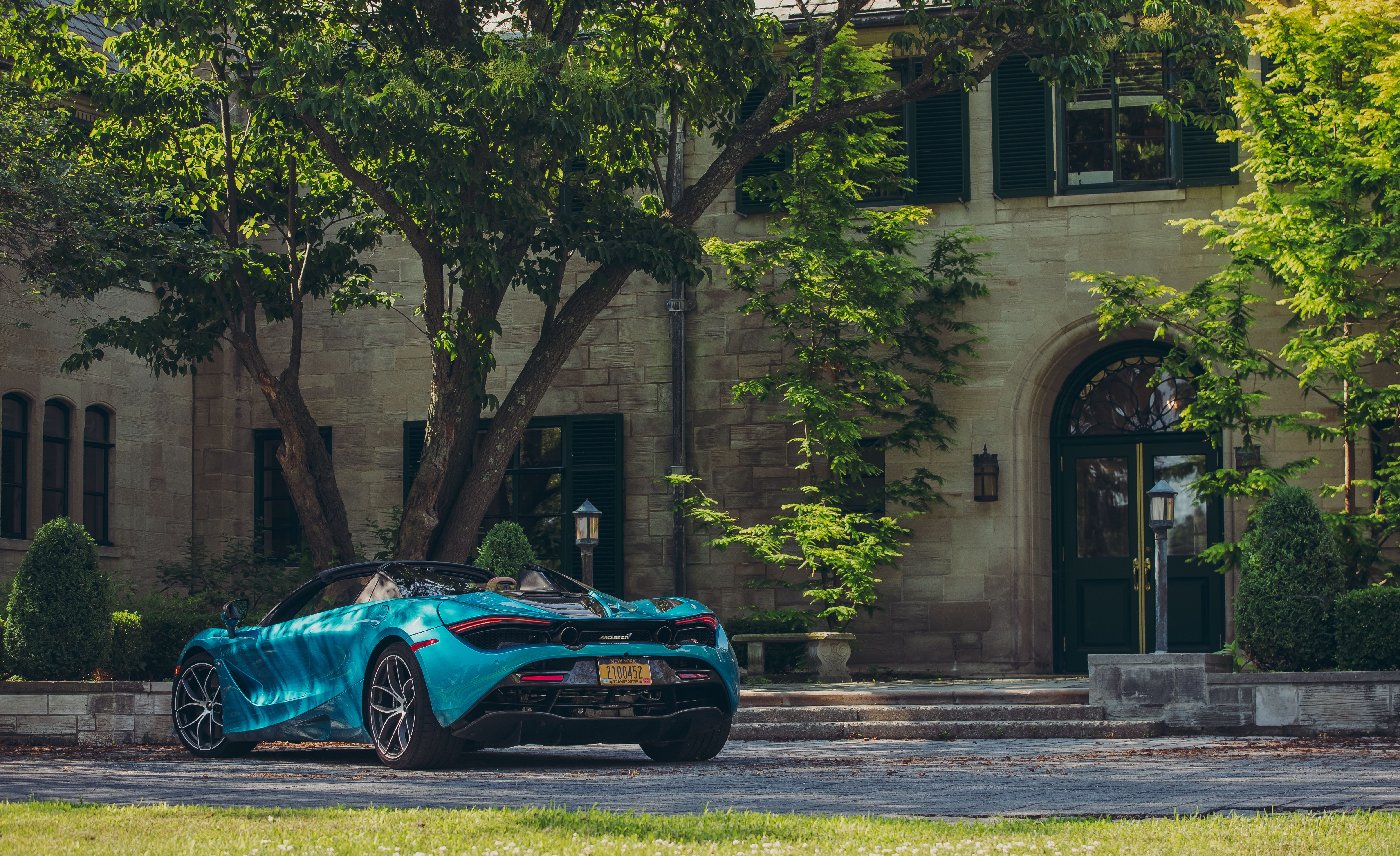 720S