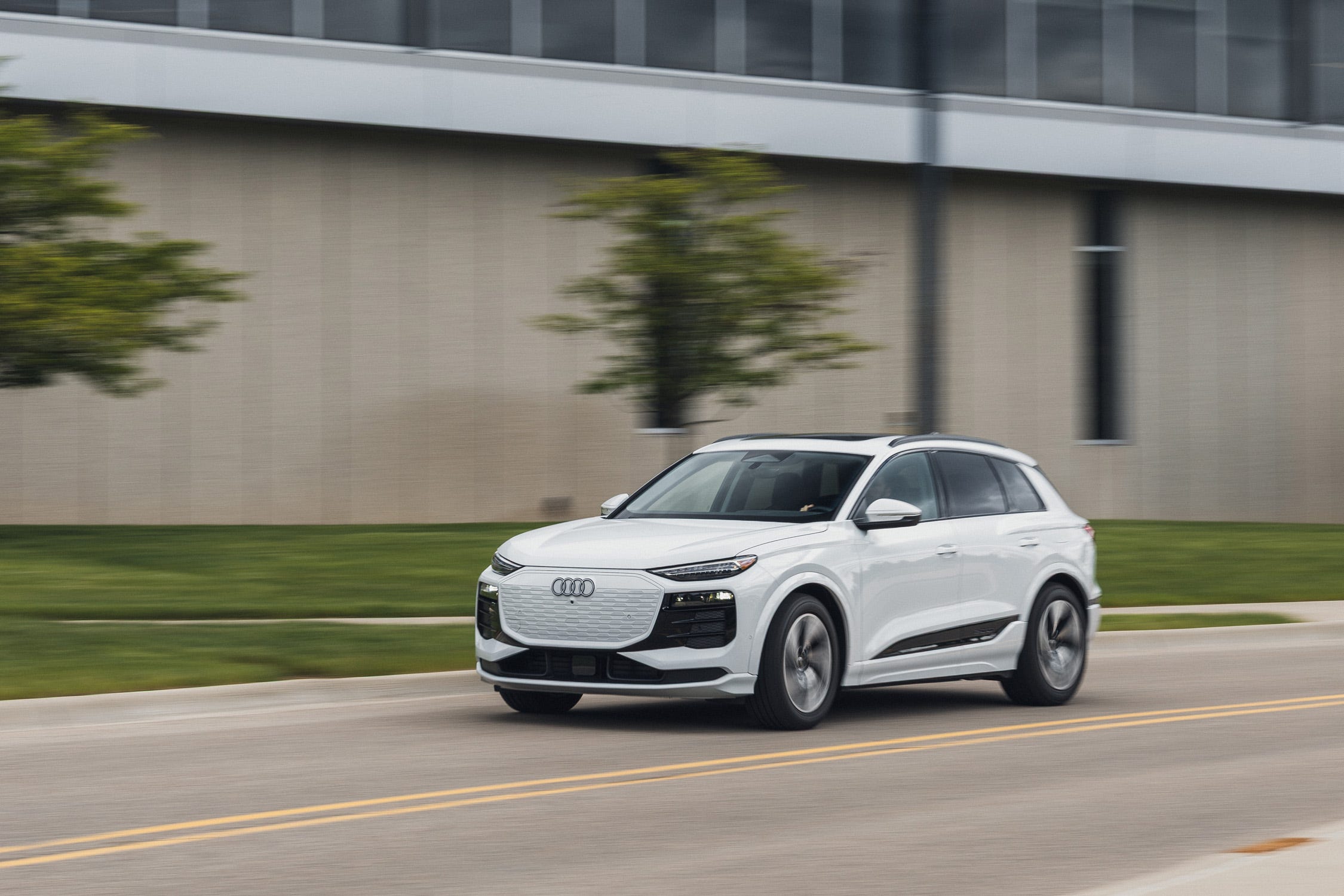 Q6 e-tron