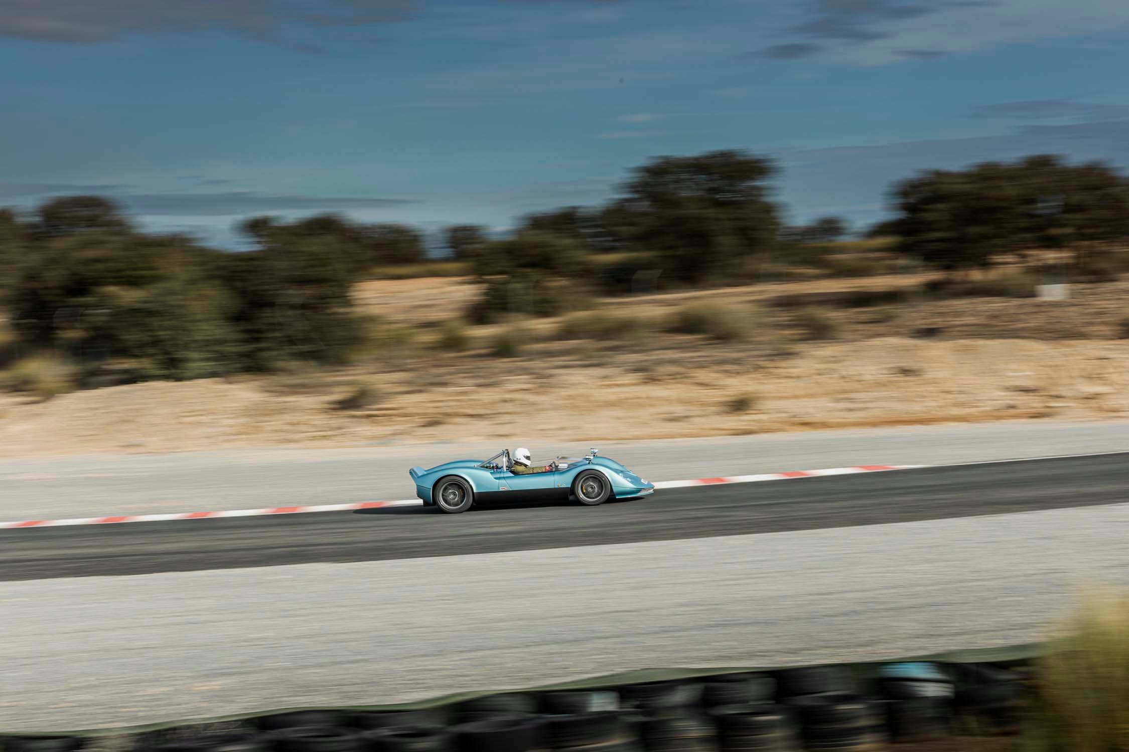 Nichols N1A Driven: Modern '60s Sports Racer