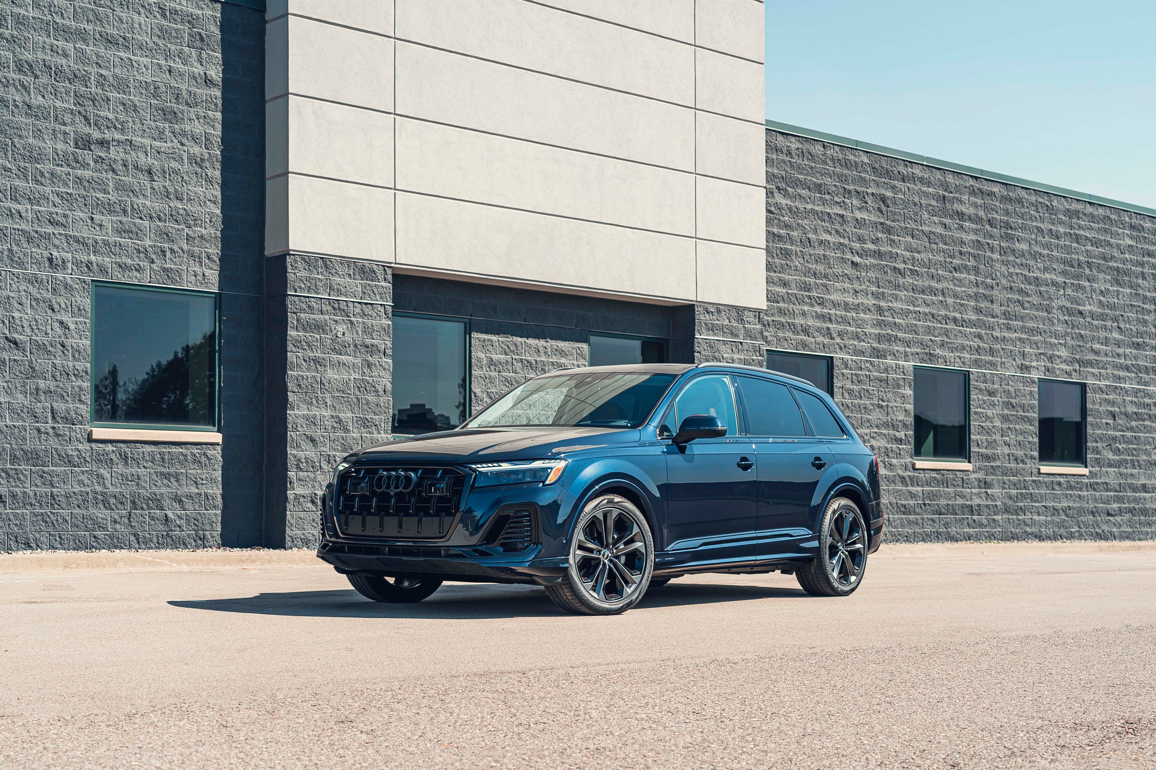 SQ7