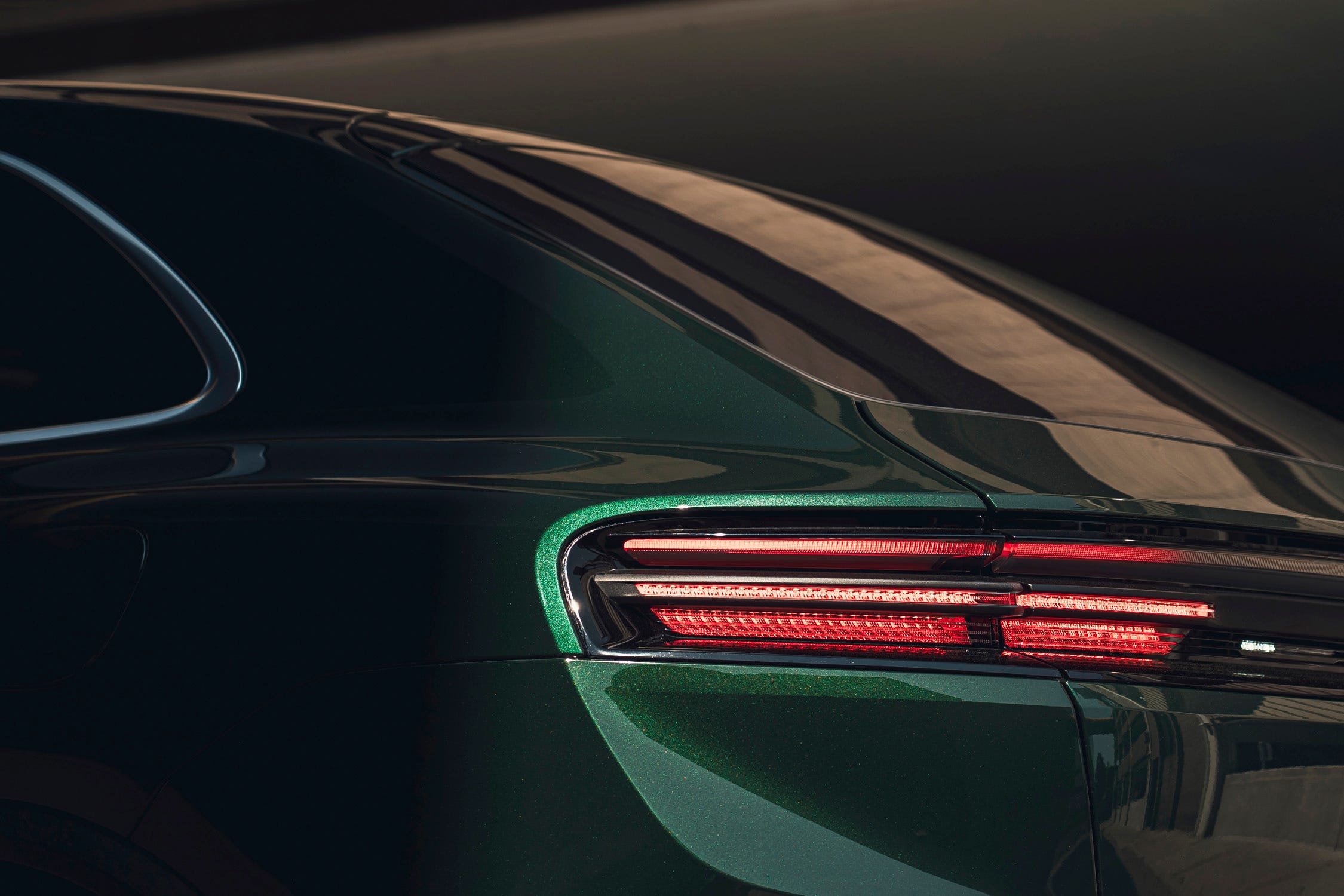 Macan Electric