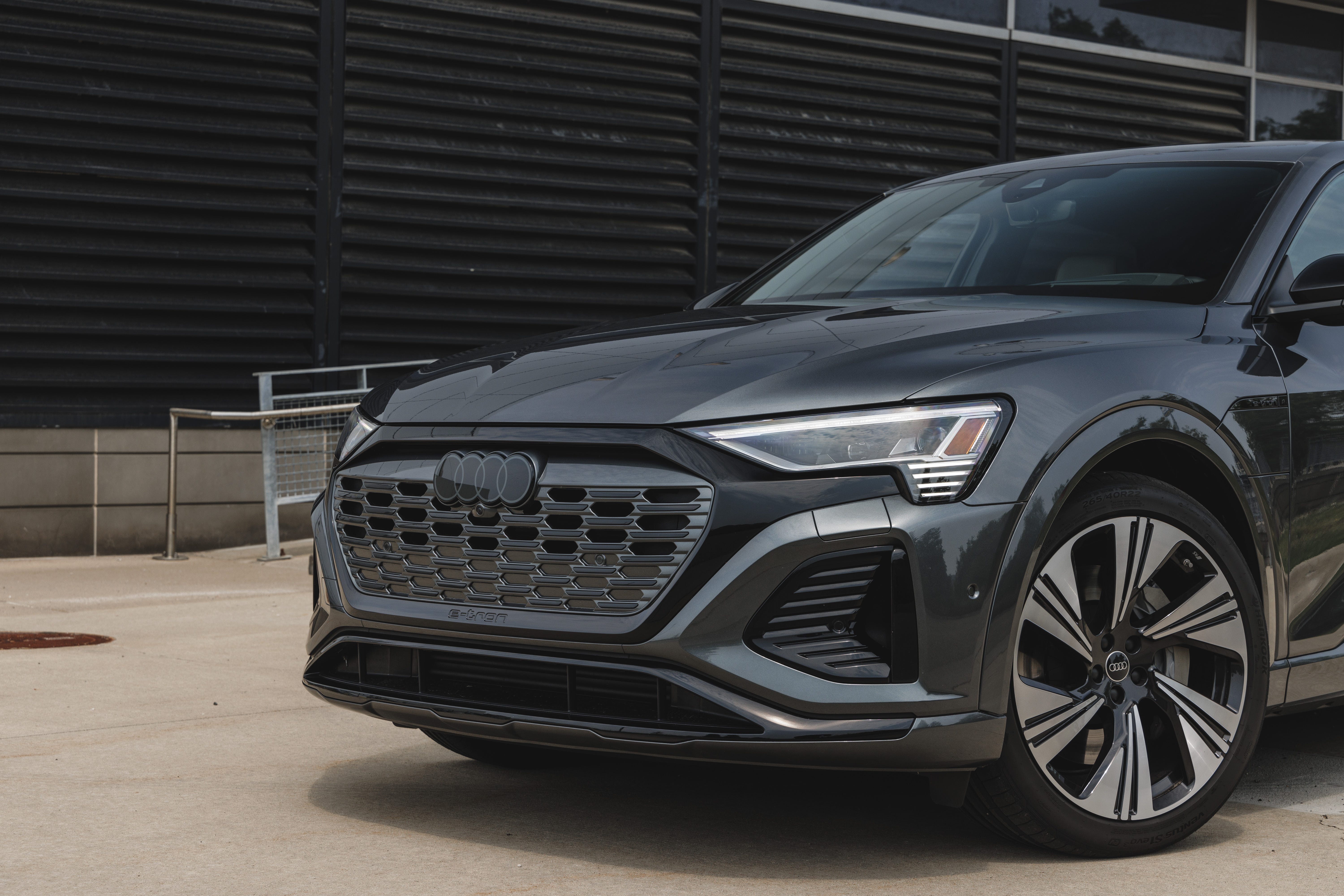 Q8 e-tron