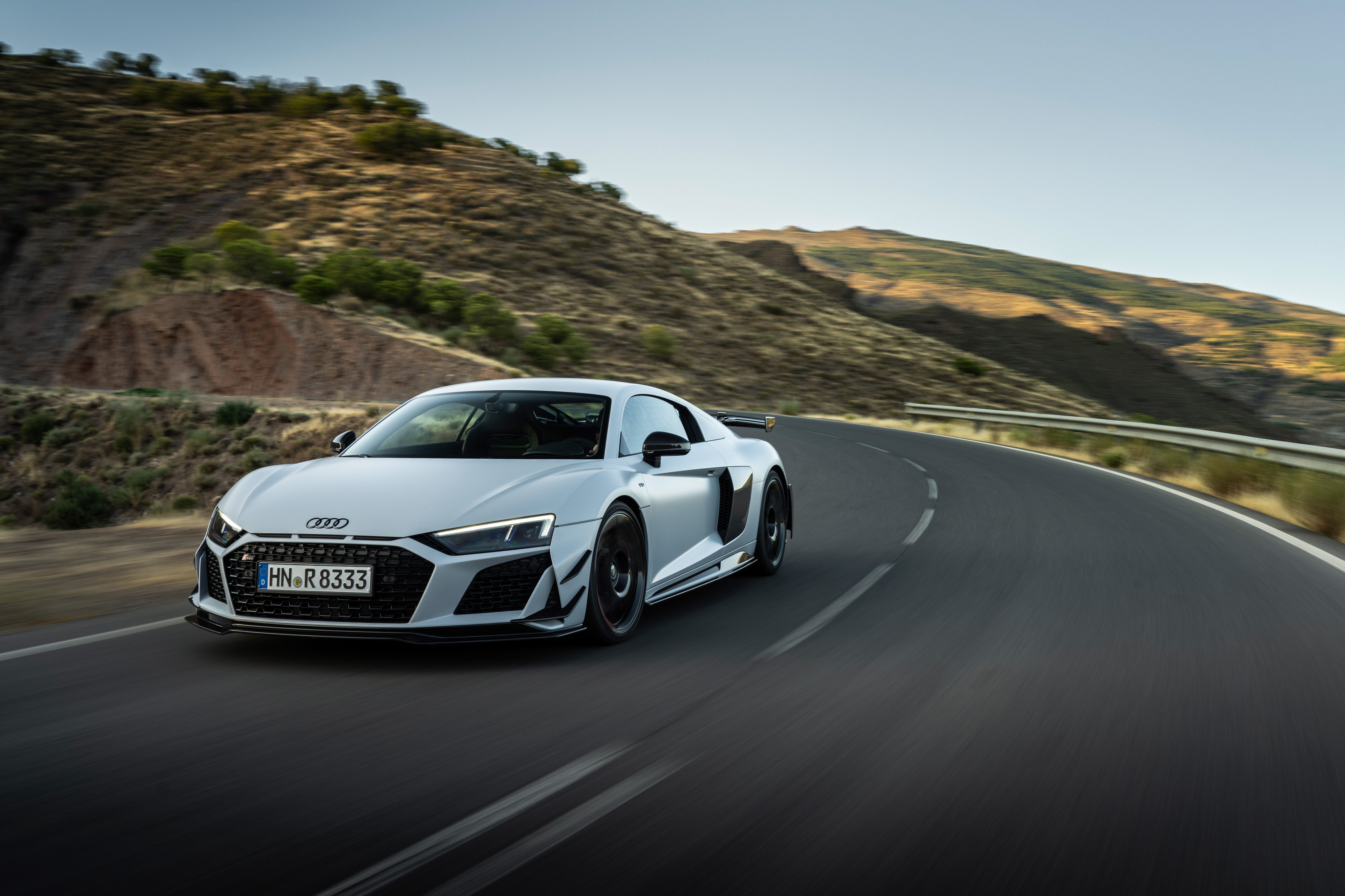 R8