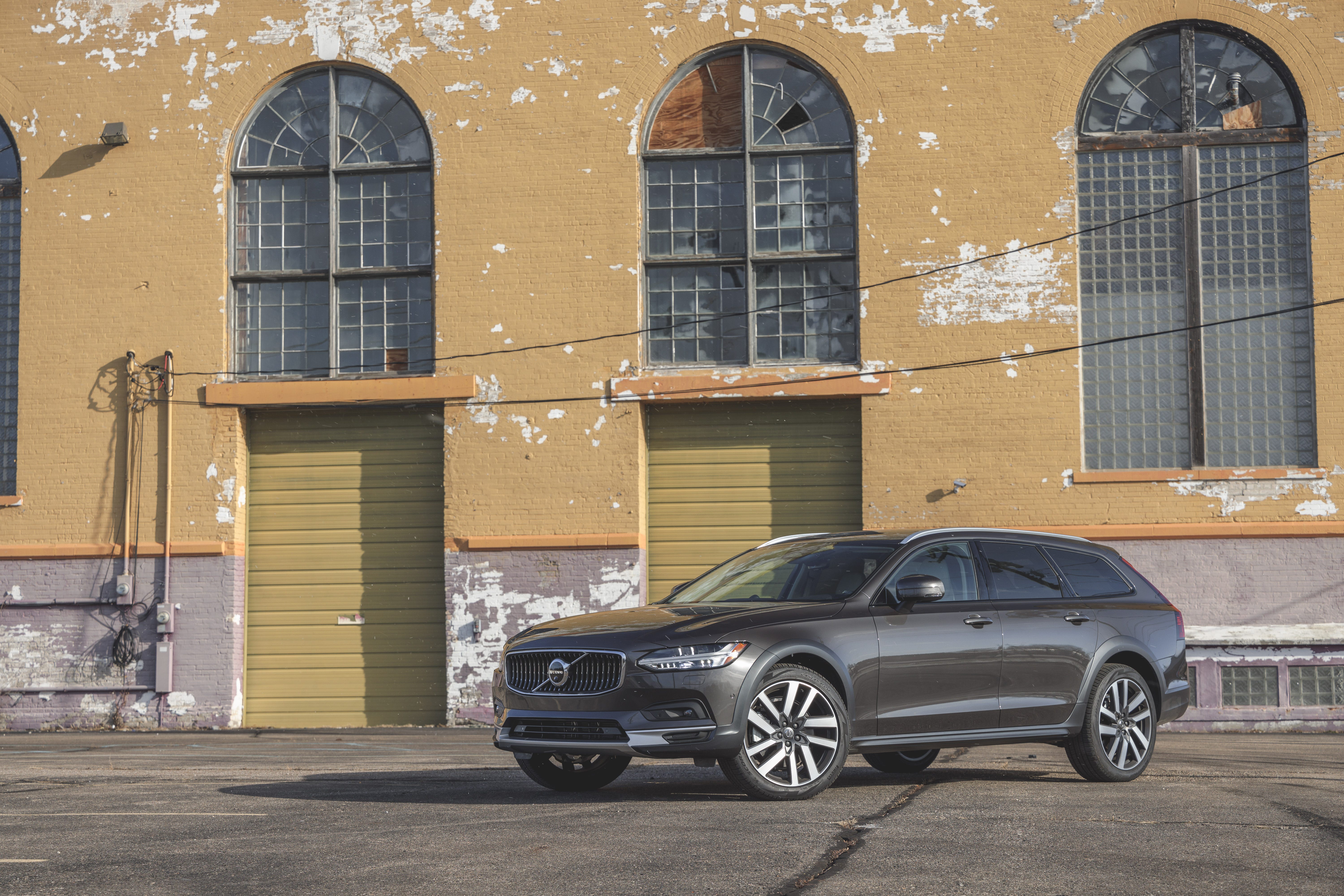 V90 Cross Country