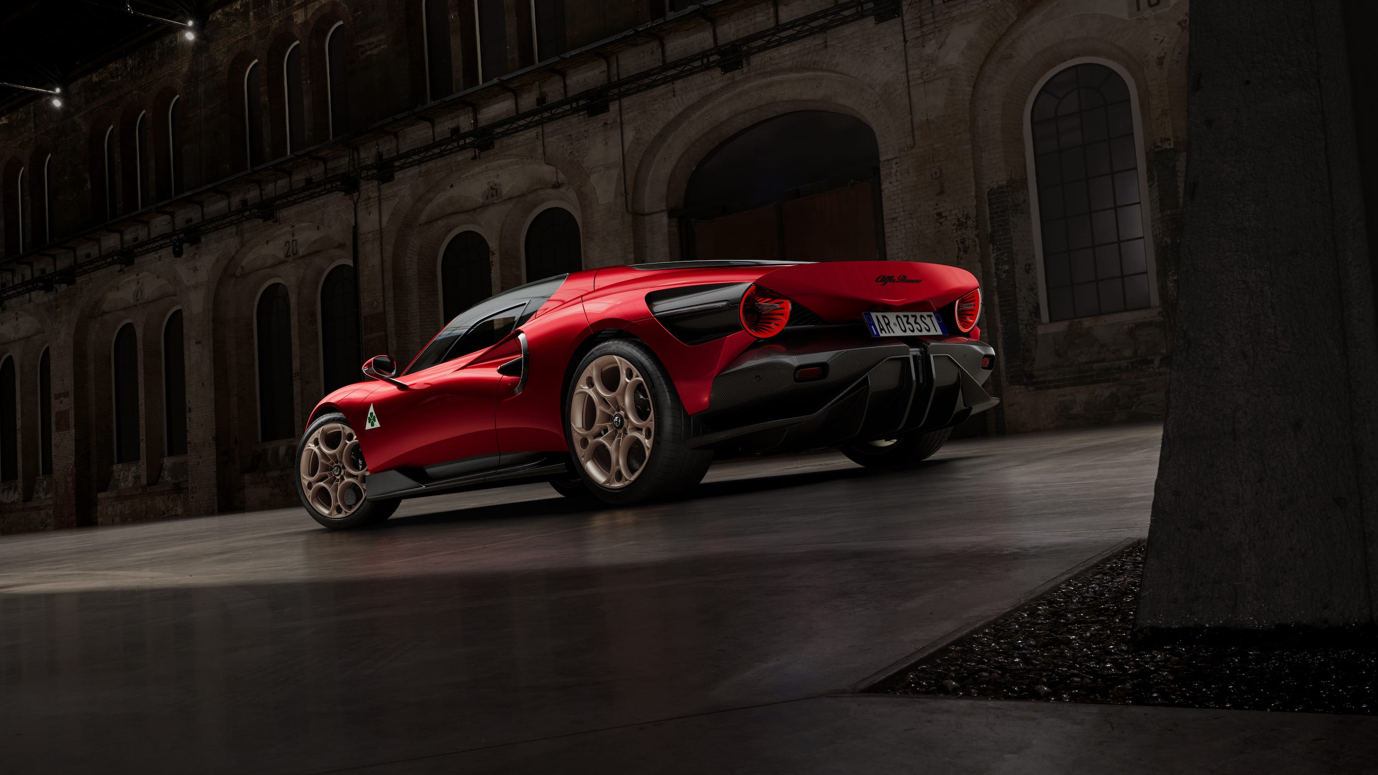 33 Stradale