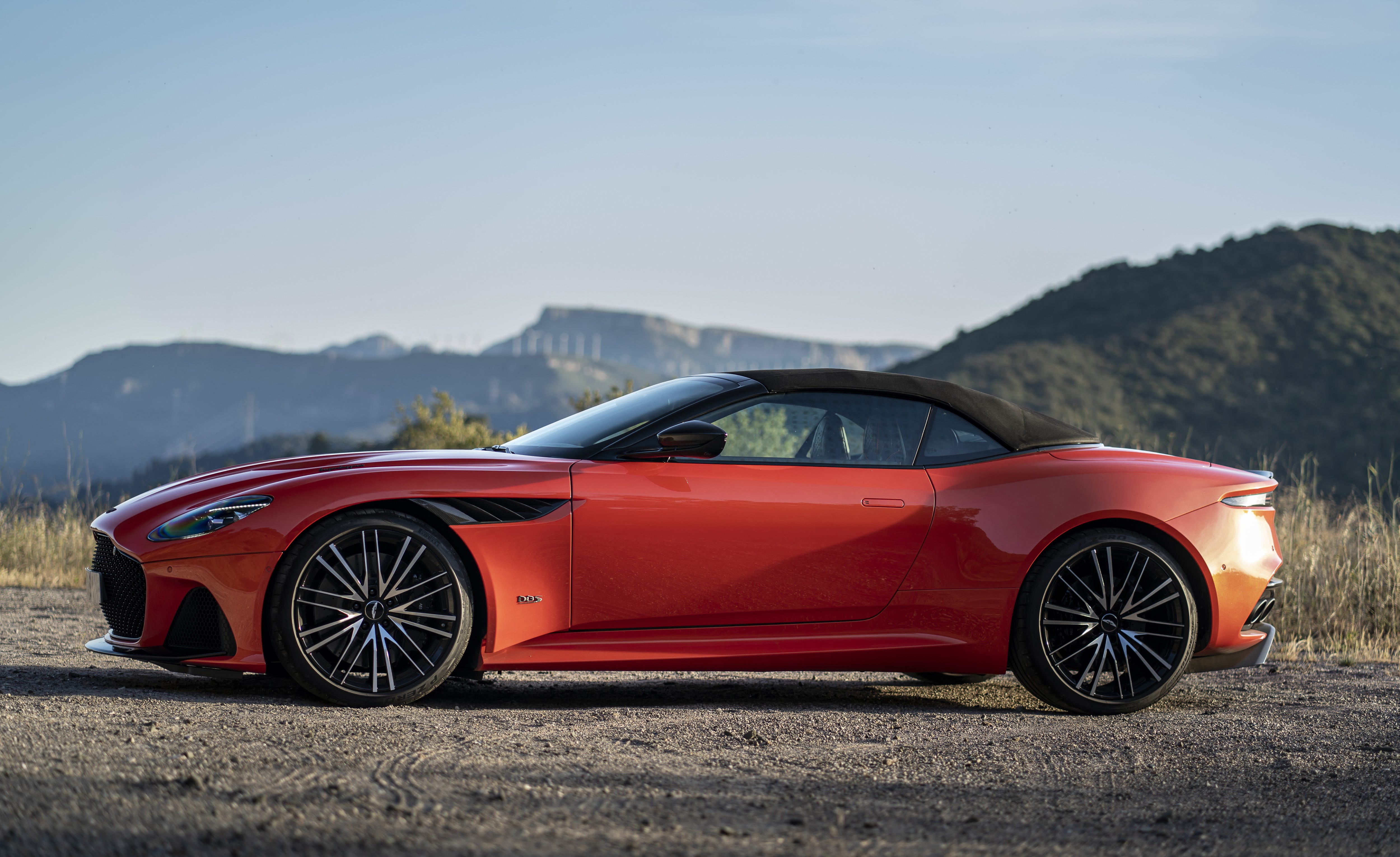 DBS