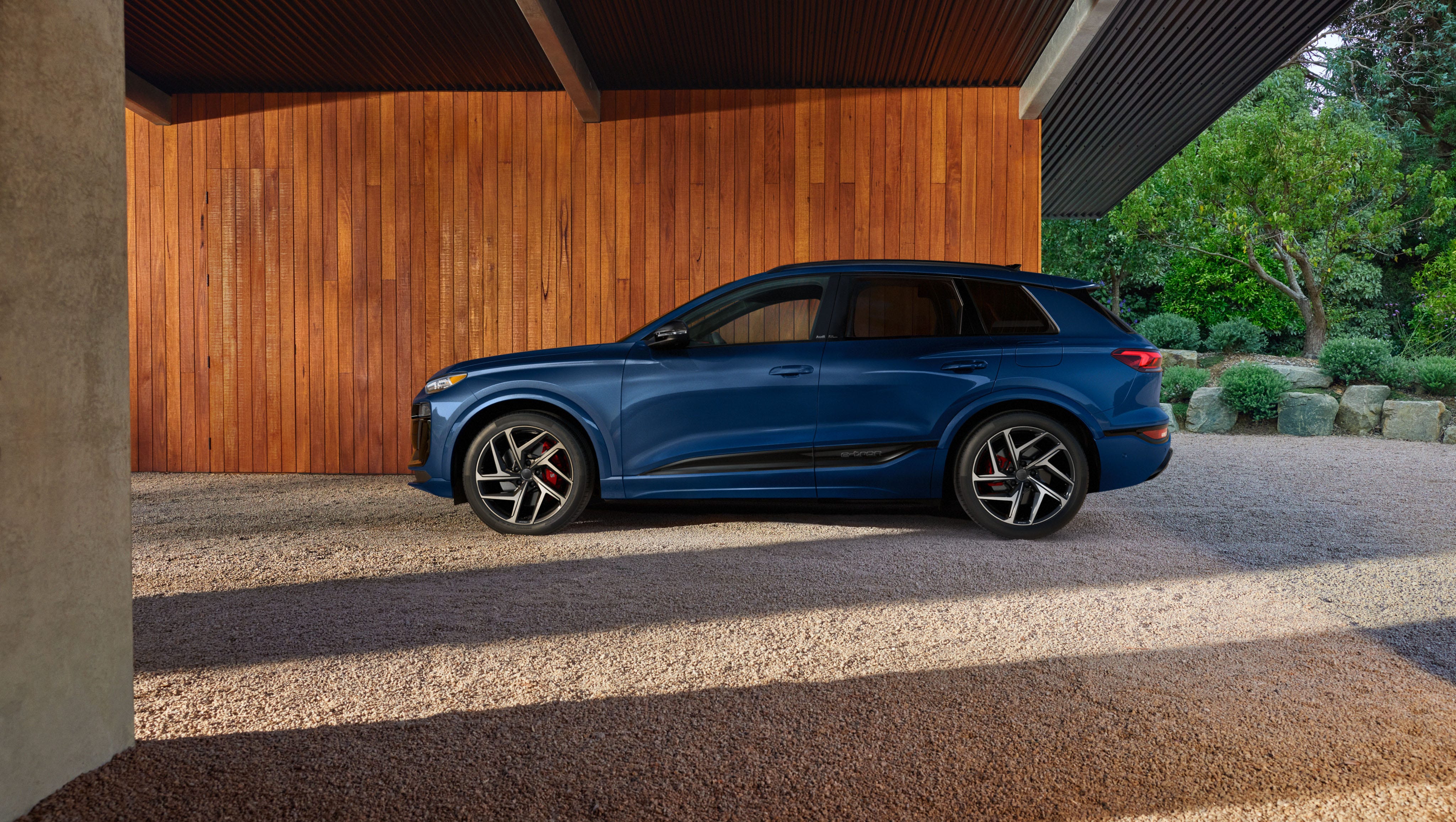 SQ6 e-tron