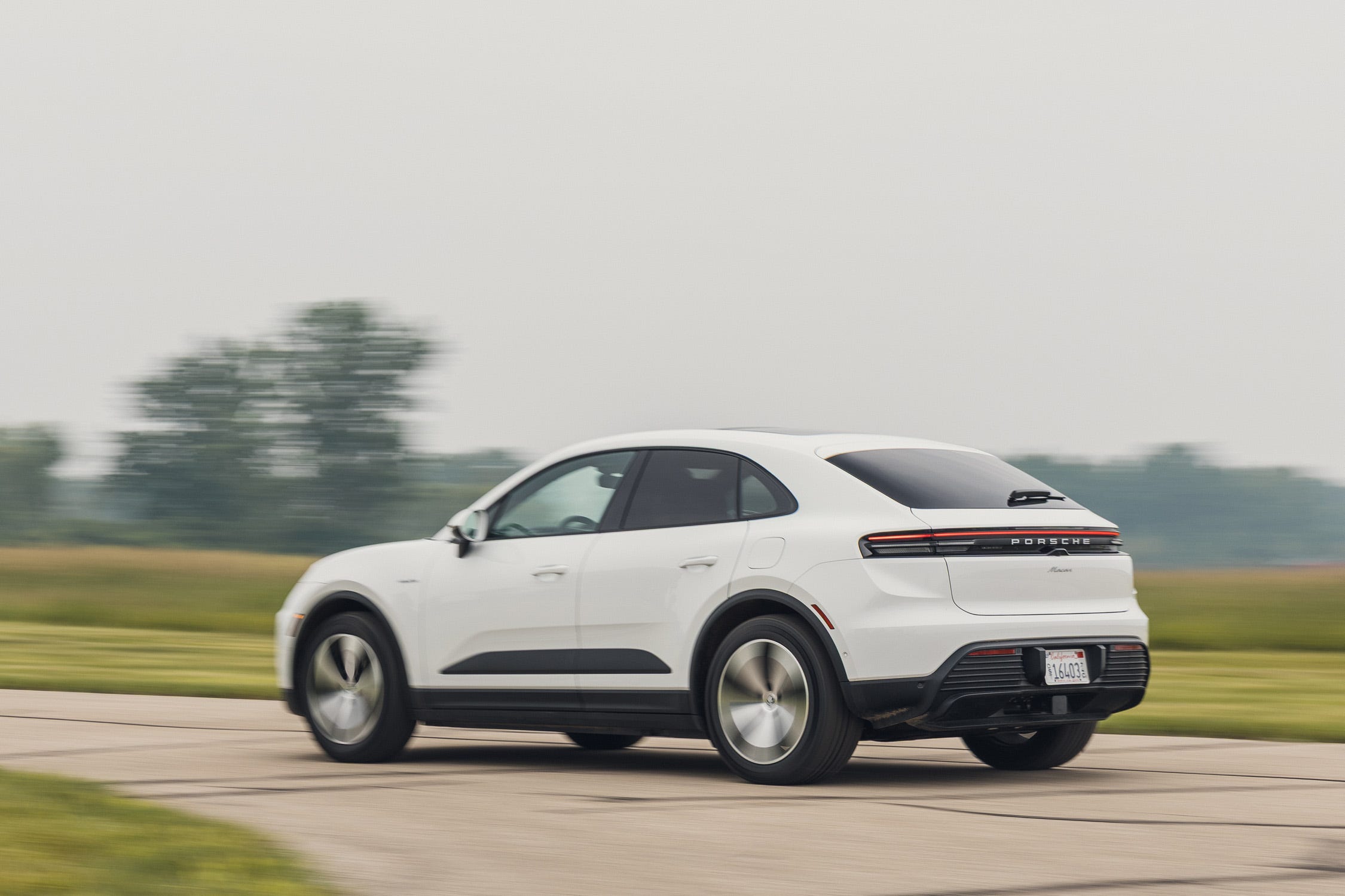 Macan Electric