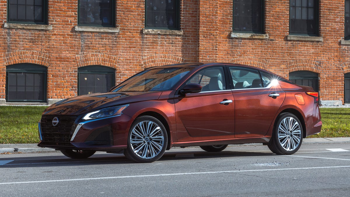 Nissan Altima