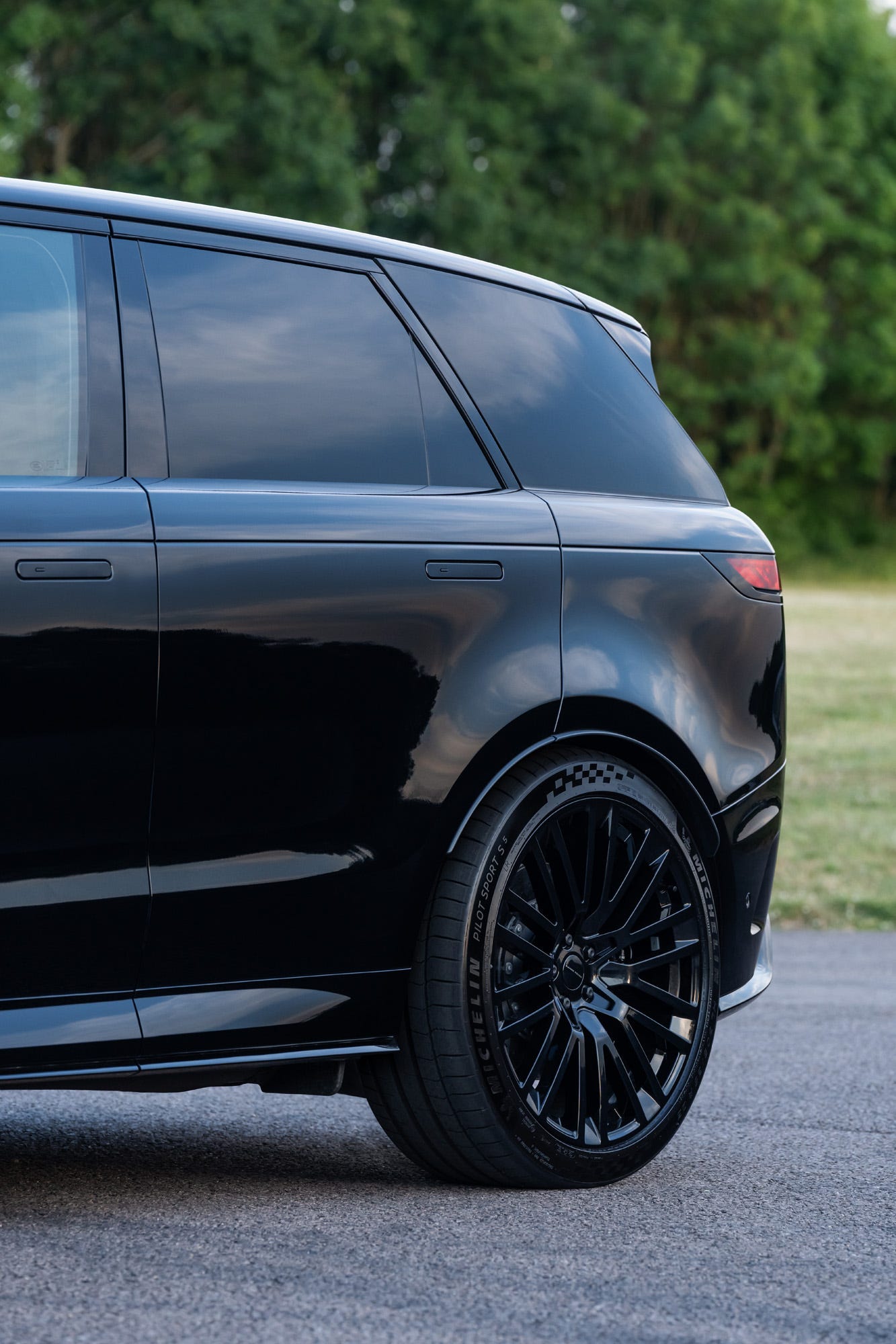 Range Rover Sport SV