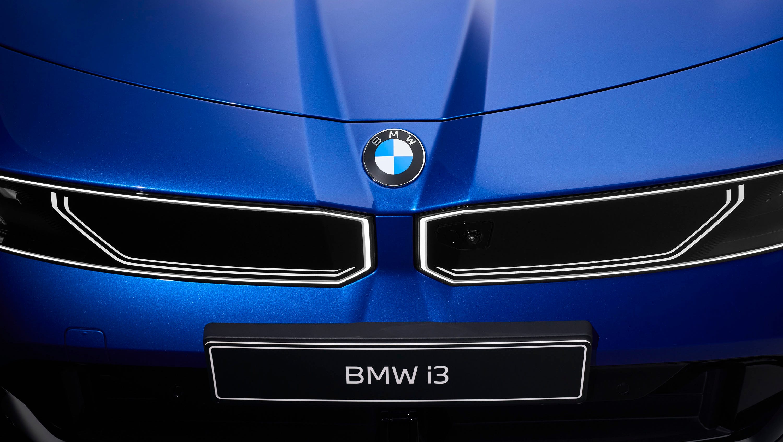 i3