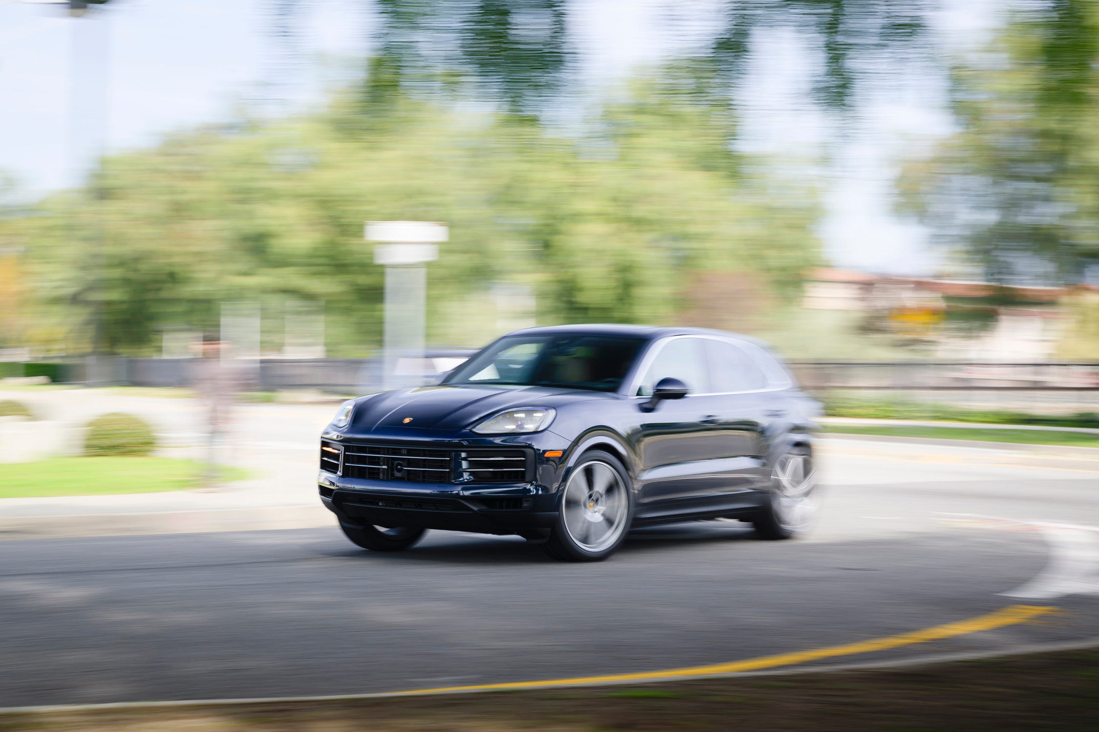 2026 Porsche Cayenne EV: Kinetic Tour de Force