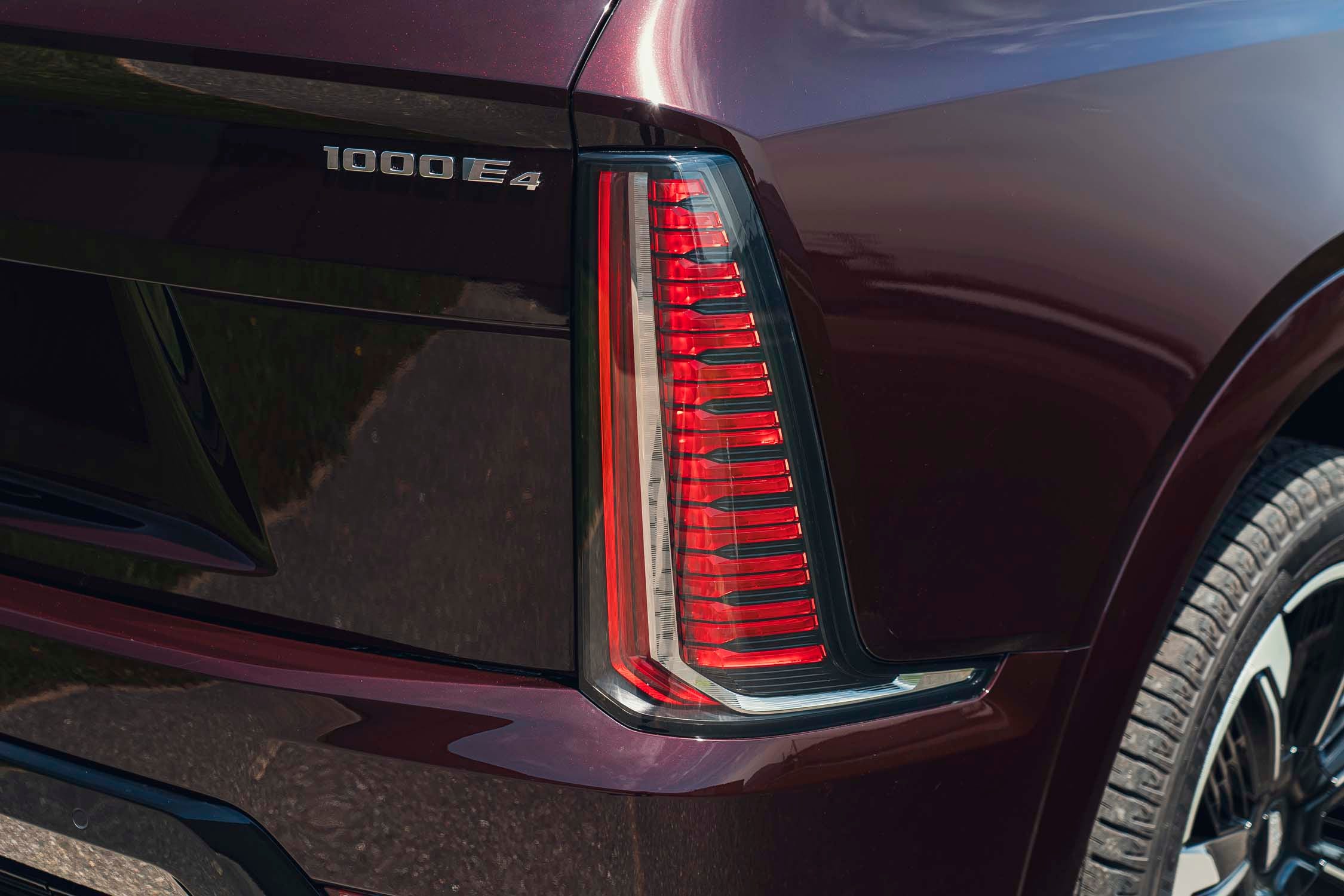 Escalade IQ