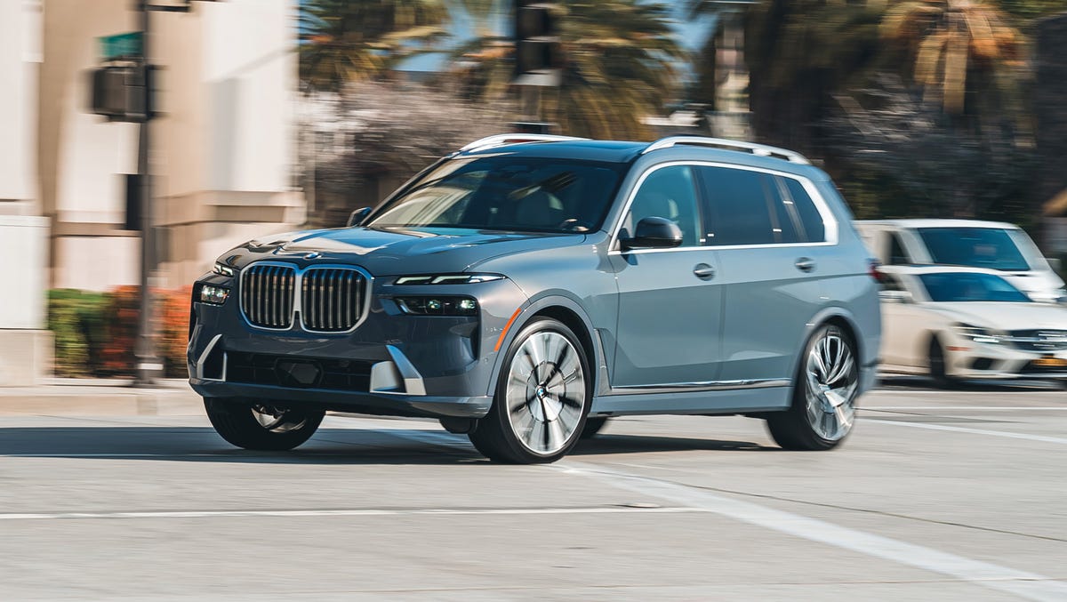 BMW X7