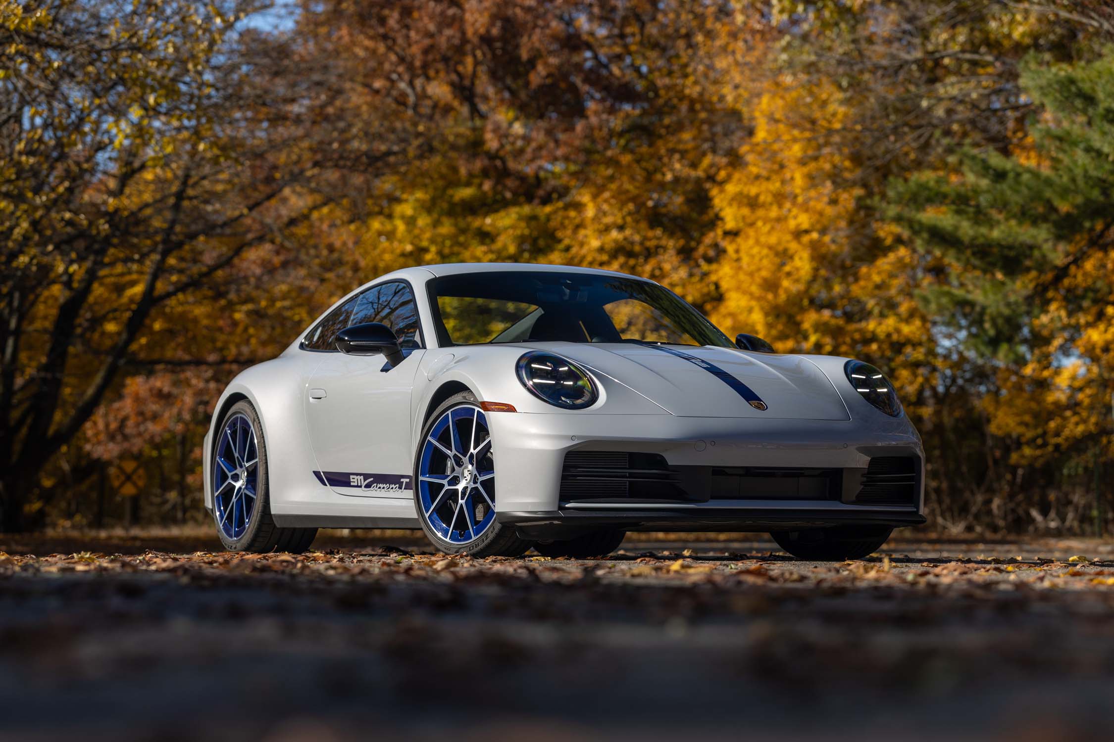 911