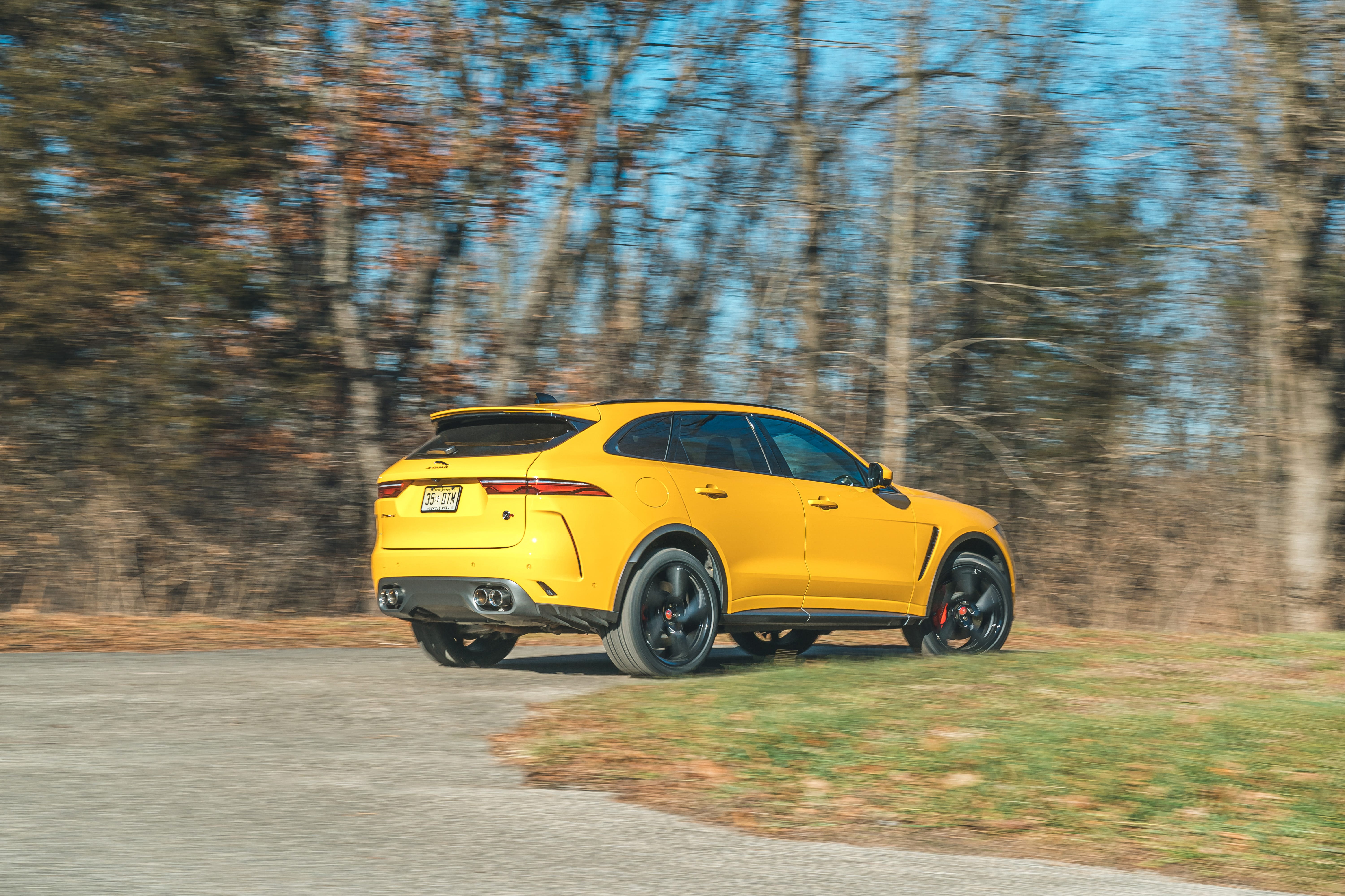 F-Pace SVR