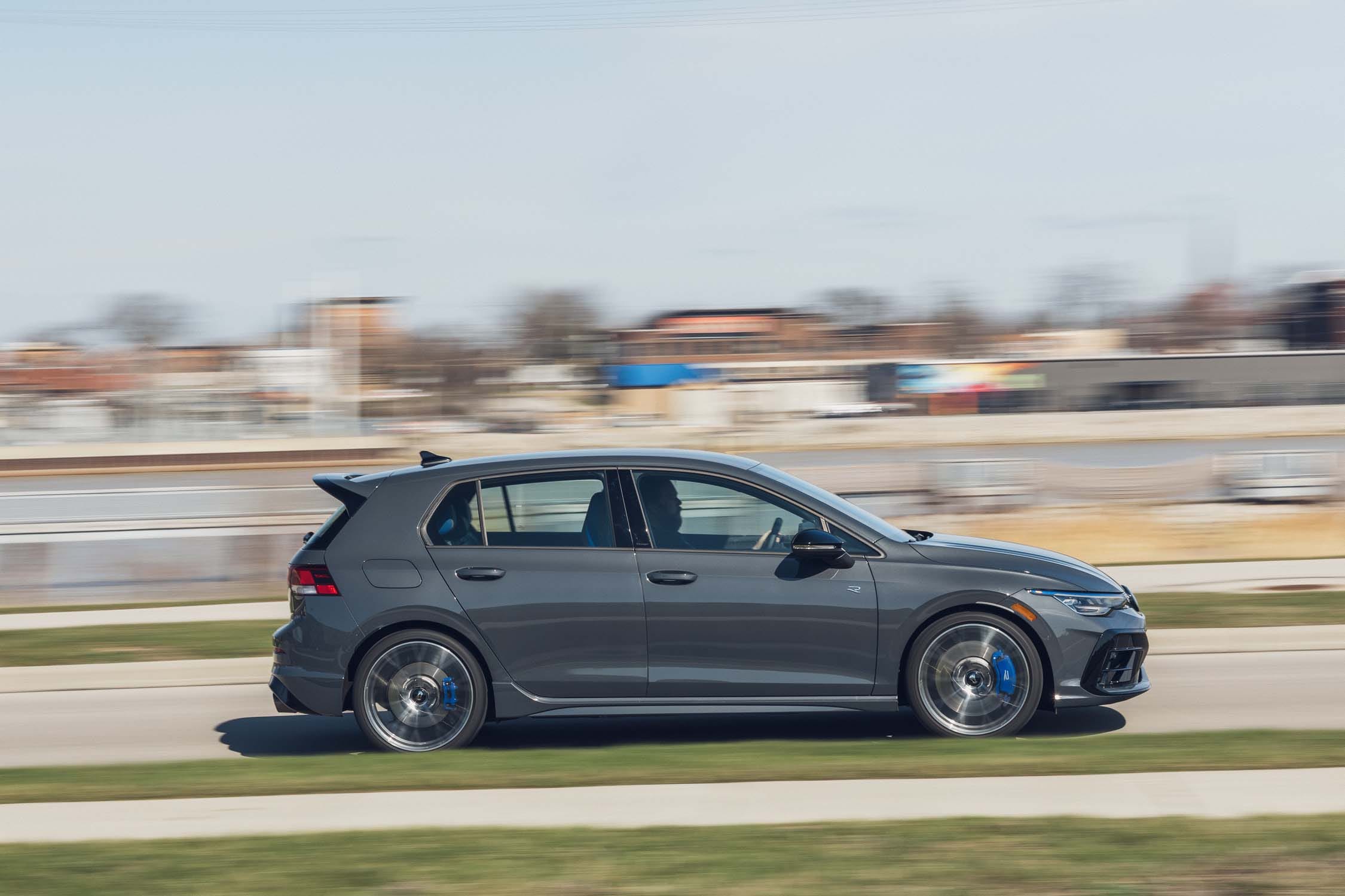 Golf R